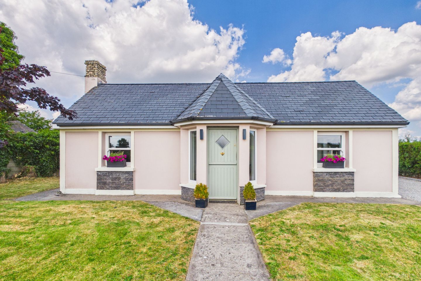 Sallybog, Gortnahoe, Thurles, Co. Tipperary, E41KX96 — photo 1