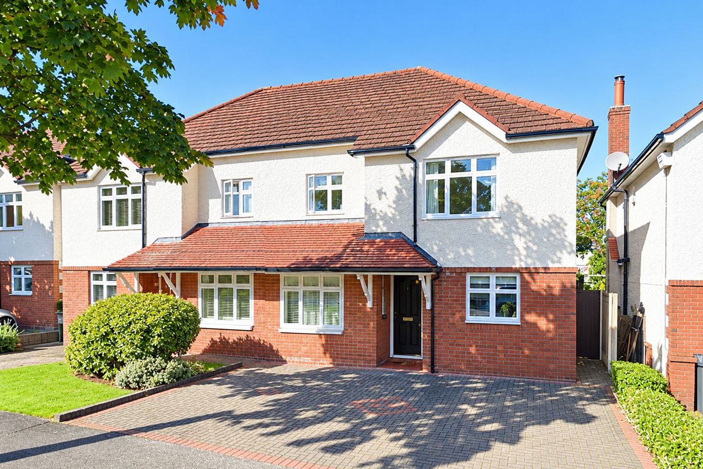 69 Hampton Park, Saint Helen'S Wood, Booterstown, Booterstown, Co. Dublin — photo 1