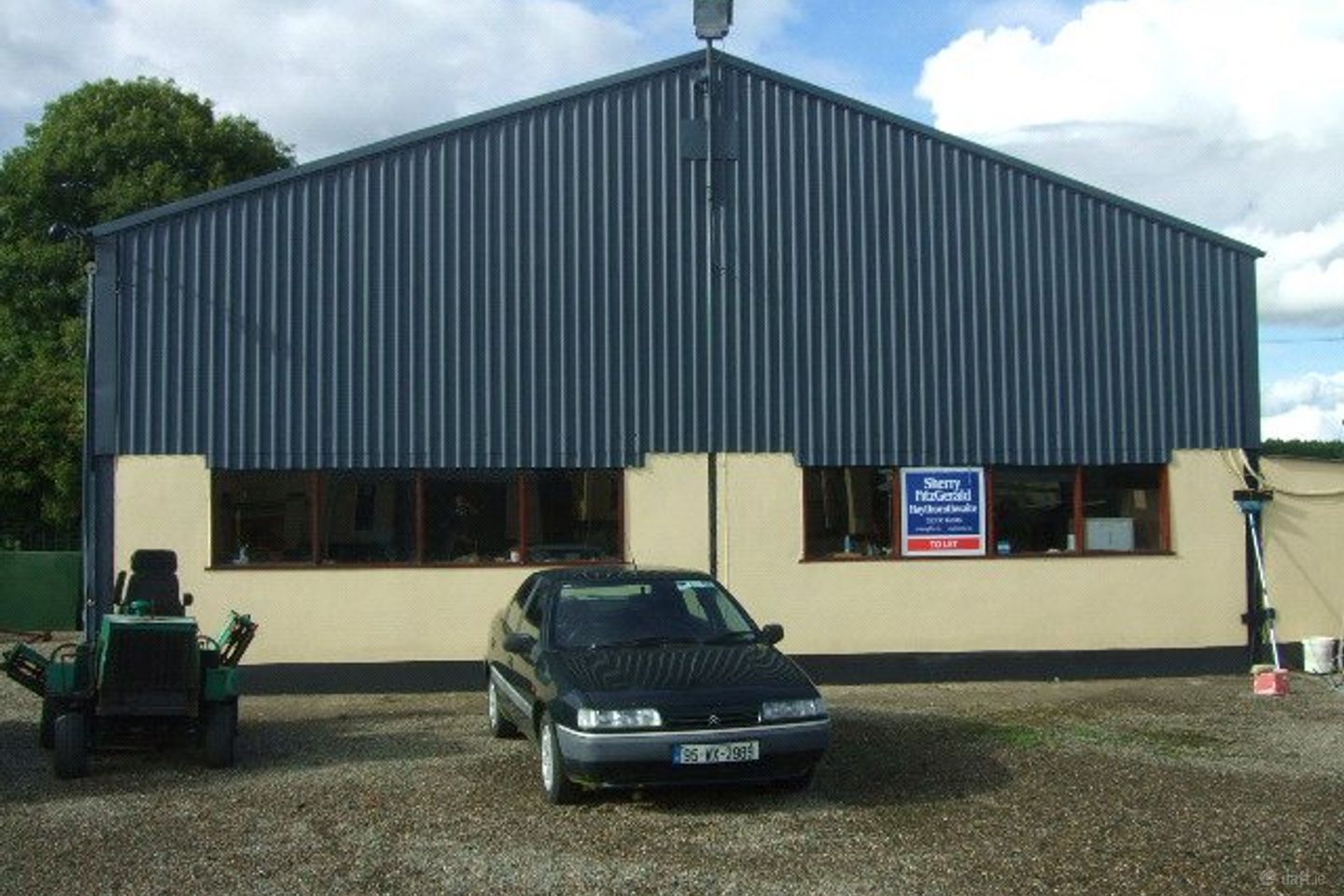 Warehouse, Ballinacoola Beg — photo 1