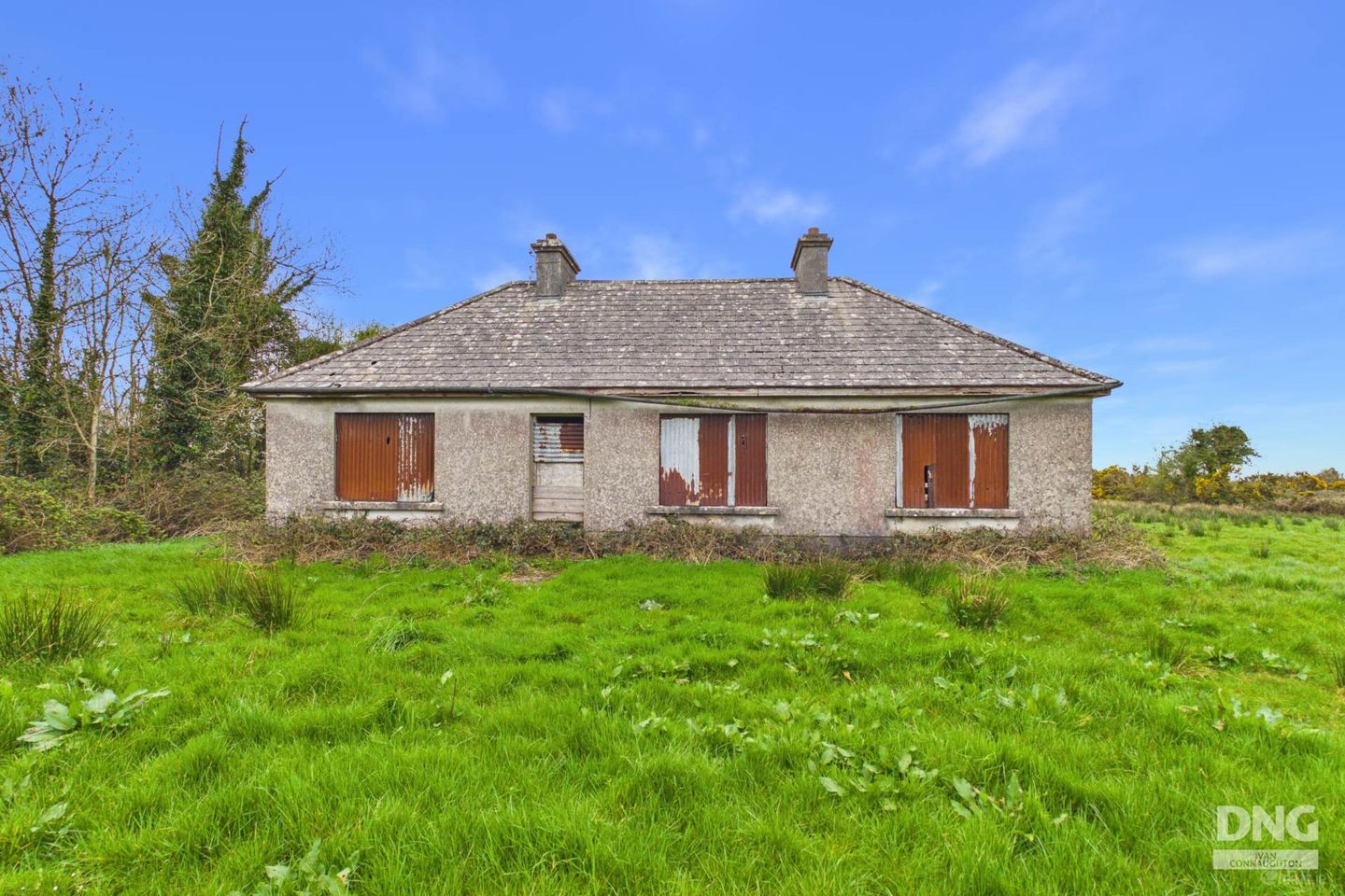 Derelict Residence On C. 14.40 Acres, Derryvode, Williamstown, Co. Galway — photo 1