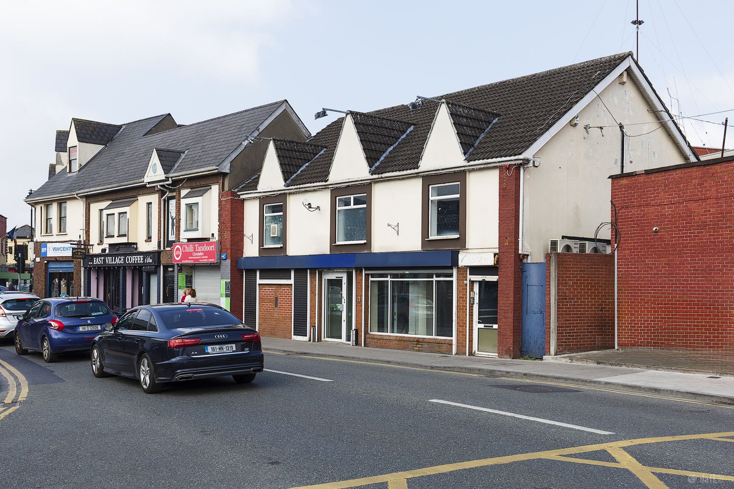Ulster Bank Chambers Monastery Road, Clondalkin, Co. Dublin — photo 1