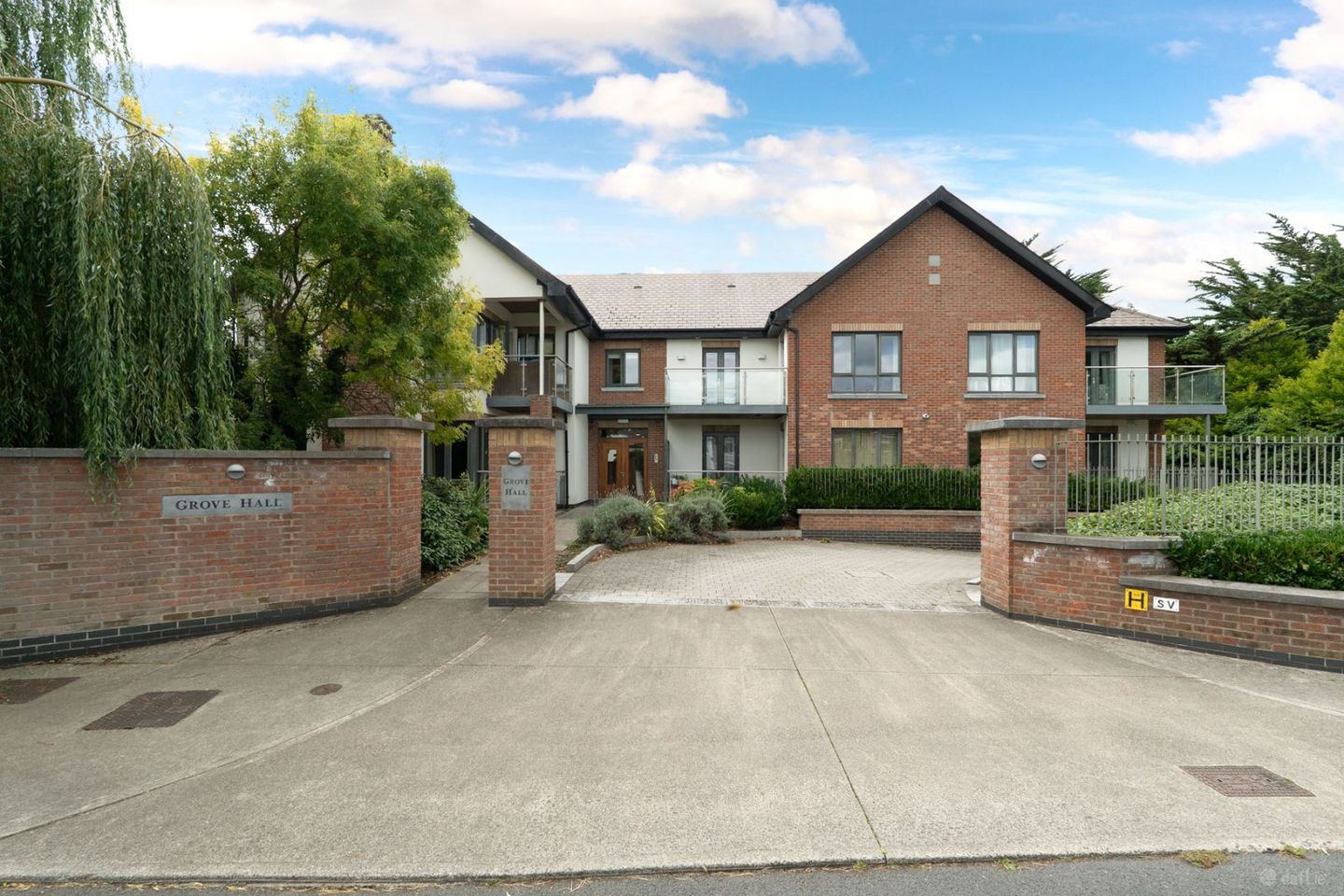 Grove Hall, Grove Avenue, Blackrock, Co. Dublin — photo 1