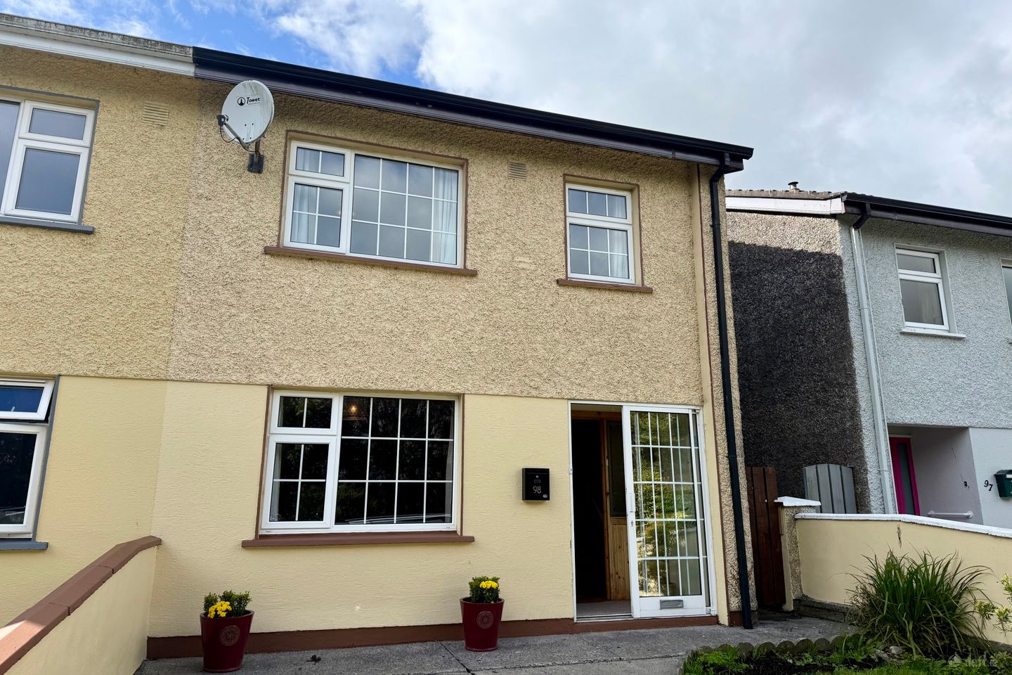 98 Riverdale Court, Castlebar, Co. Mayo — photo 1