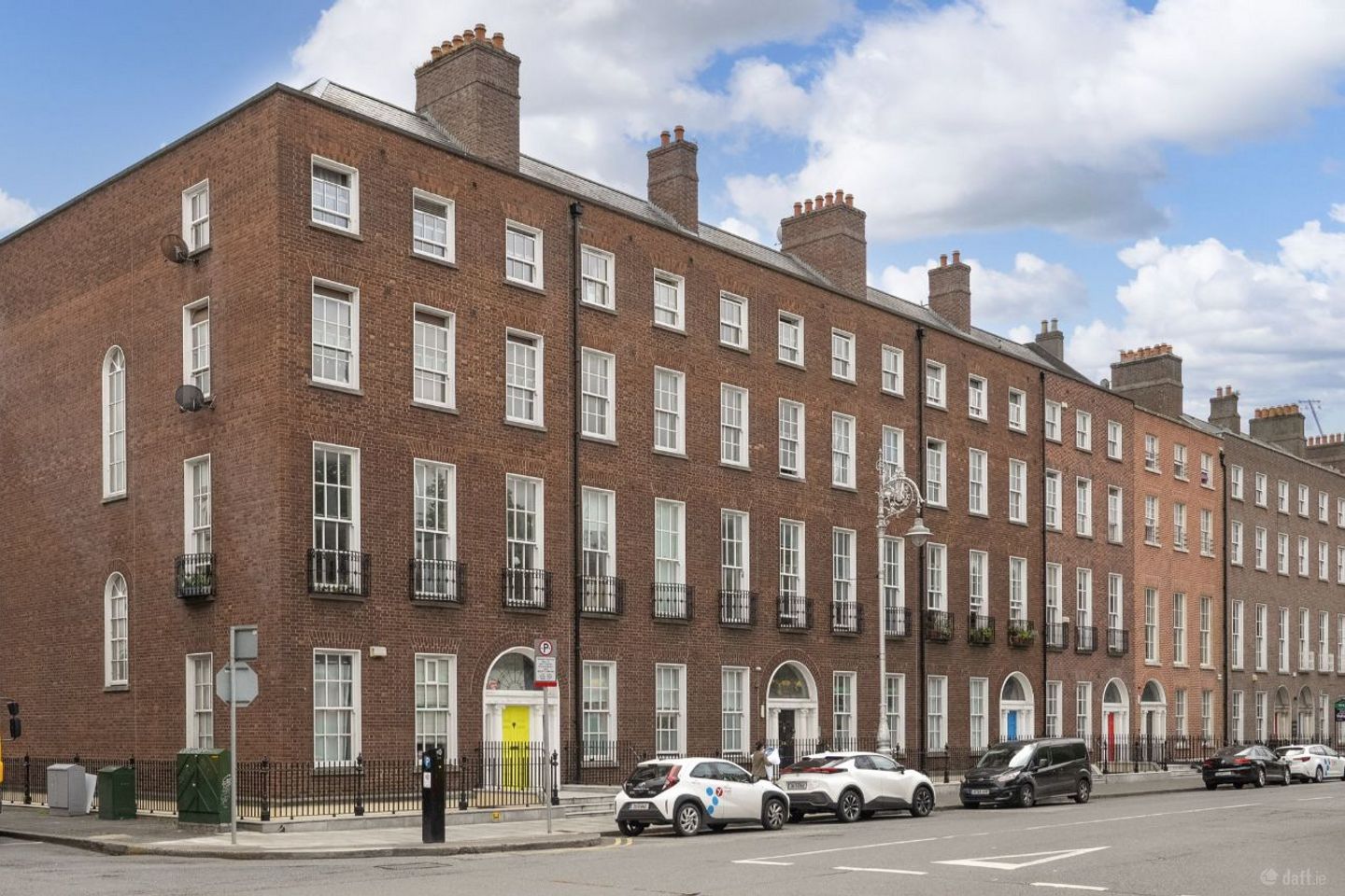 35 Mountjoy Square Apartments, Mountjoy Square , Dublin 1 — photo 1