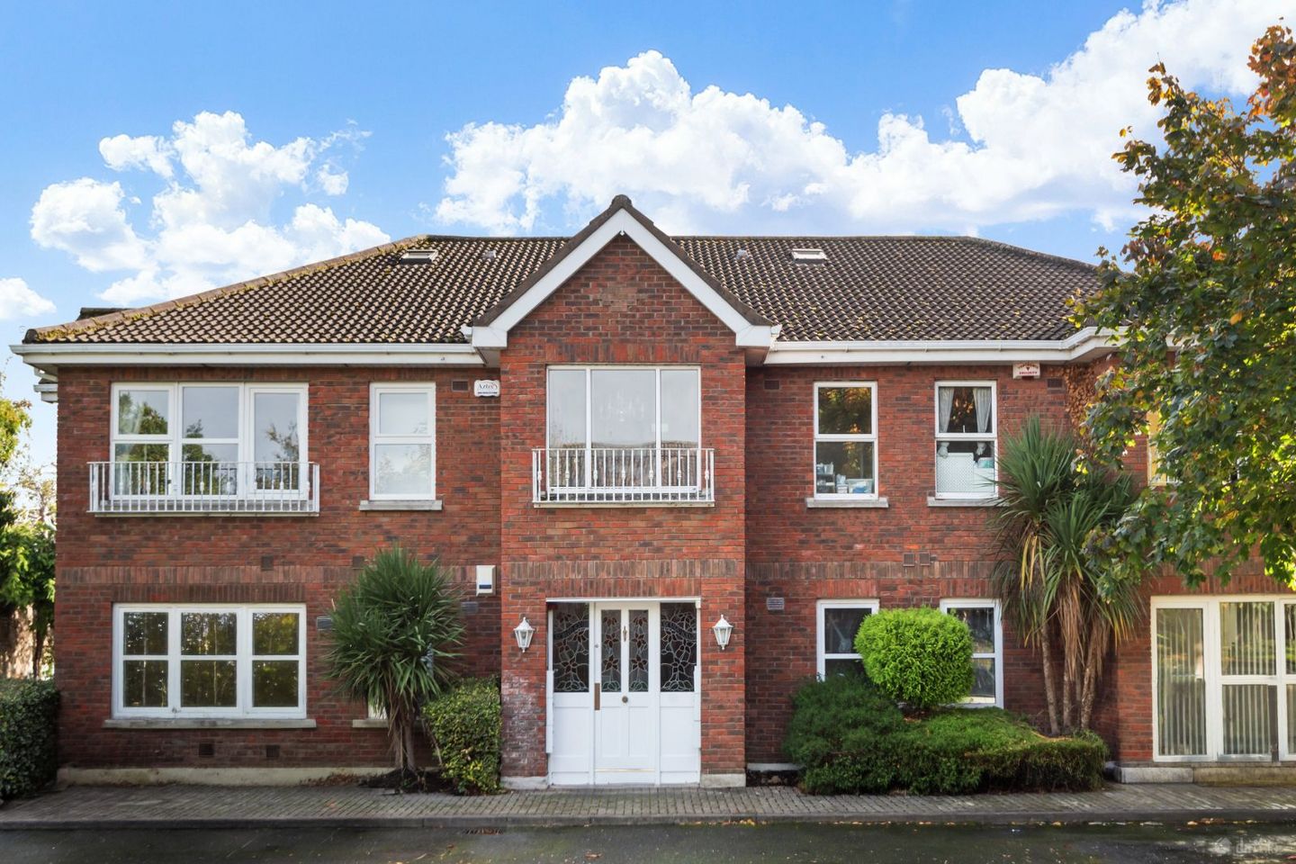 Apartment 4, Orchard Square, Clonskeagh, Dublin 14, D14R680 — photo 1