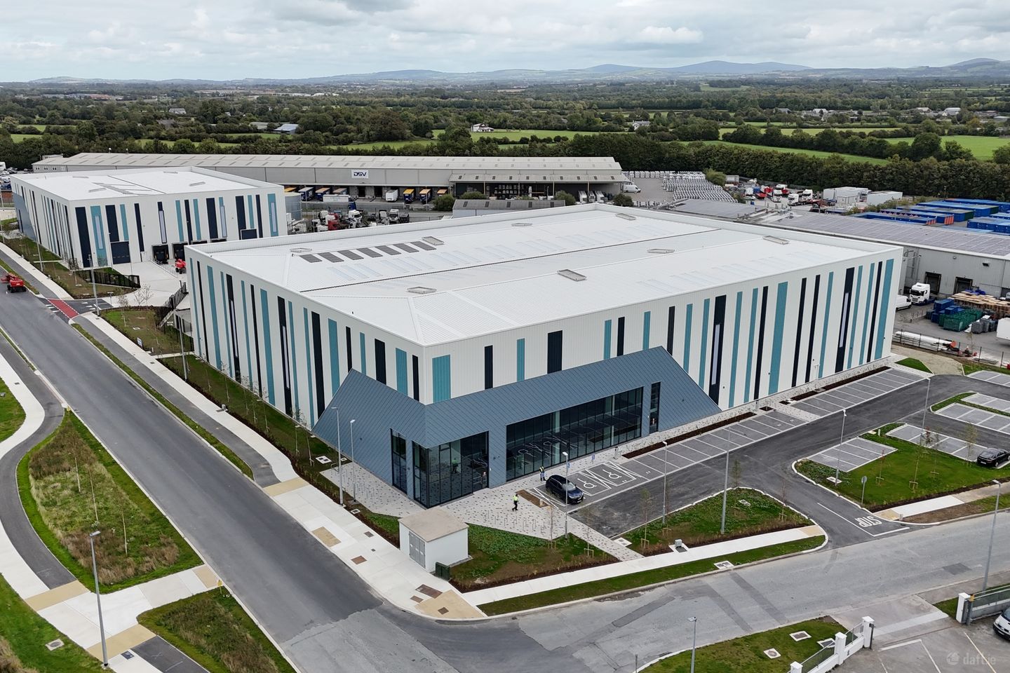 Unit 28B Momentum Logistics Park, Naas, Co. Kildare — photo 1