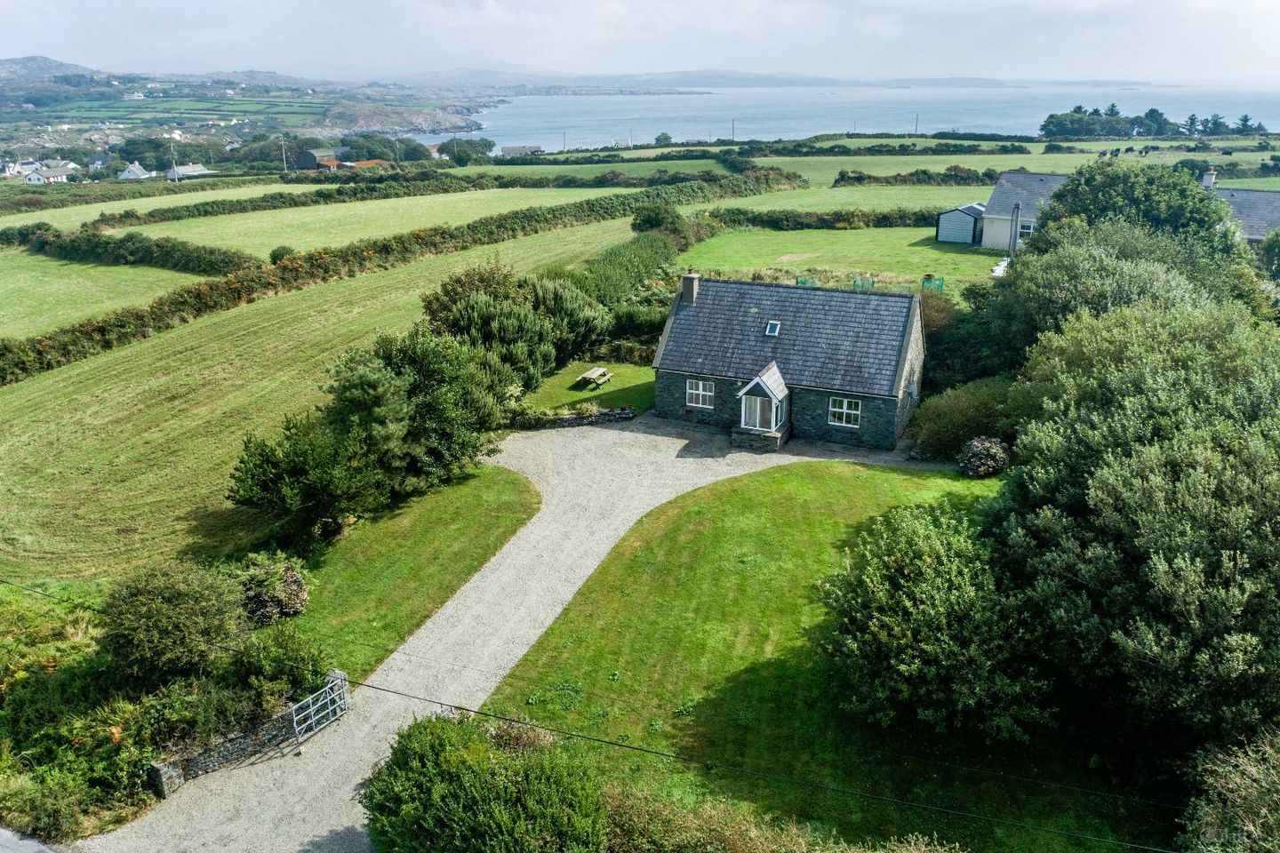 Tig na Carraig, Colleras, Goleen, Co. Cork, P81RR50 — photo 1
