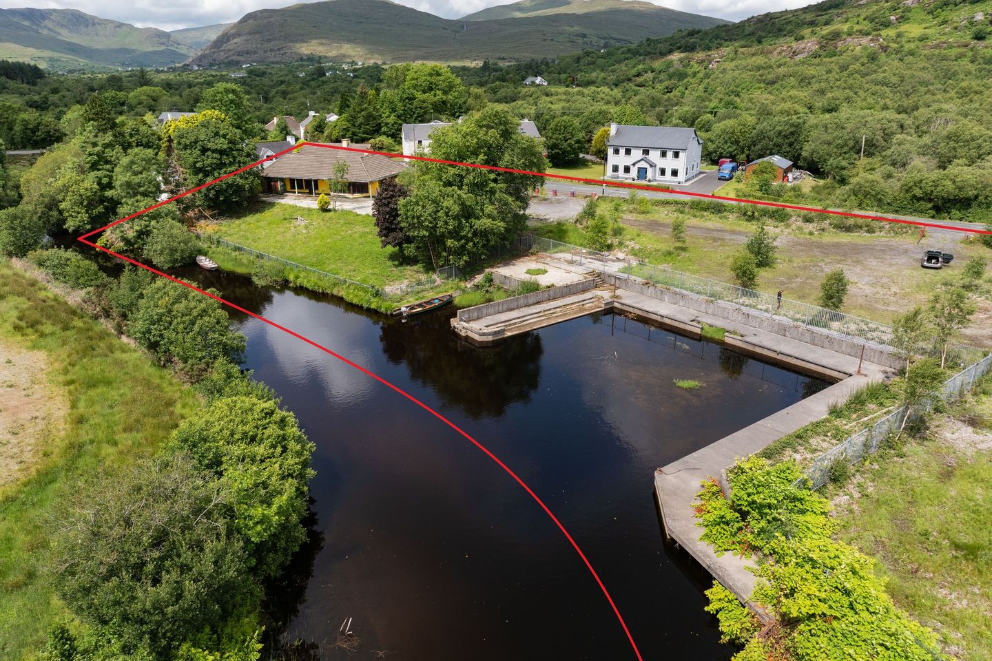 Former Mac's Bar with Marina/Pier and Agricultural Lands, Cornamona, Co. Galway, F12NC03 — photo 1