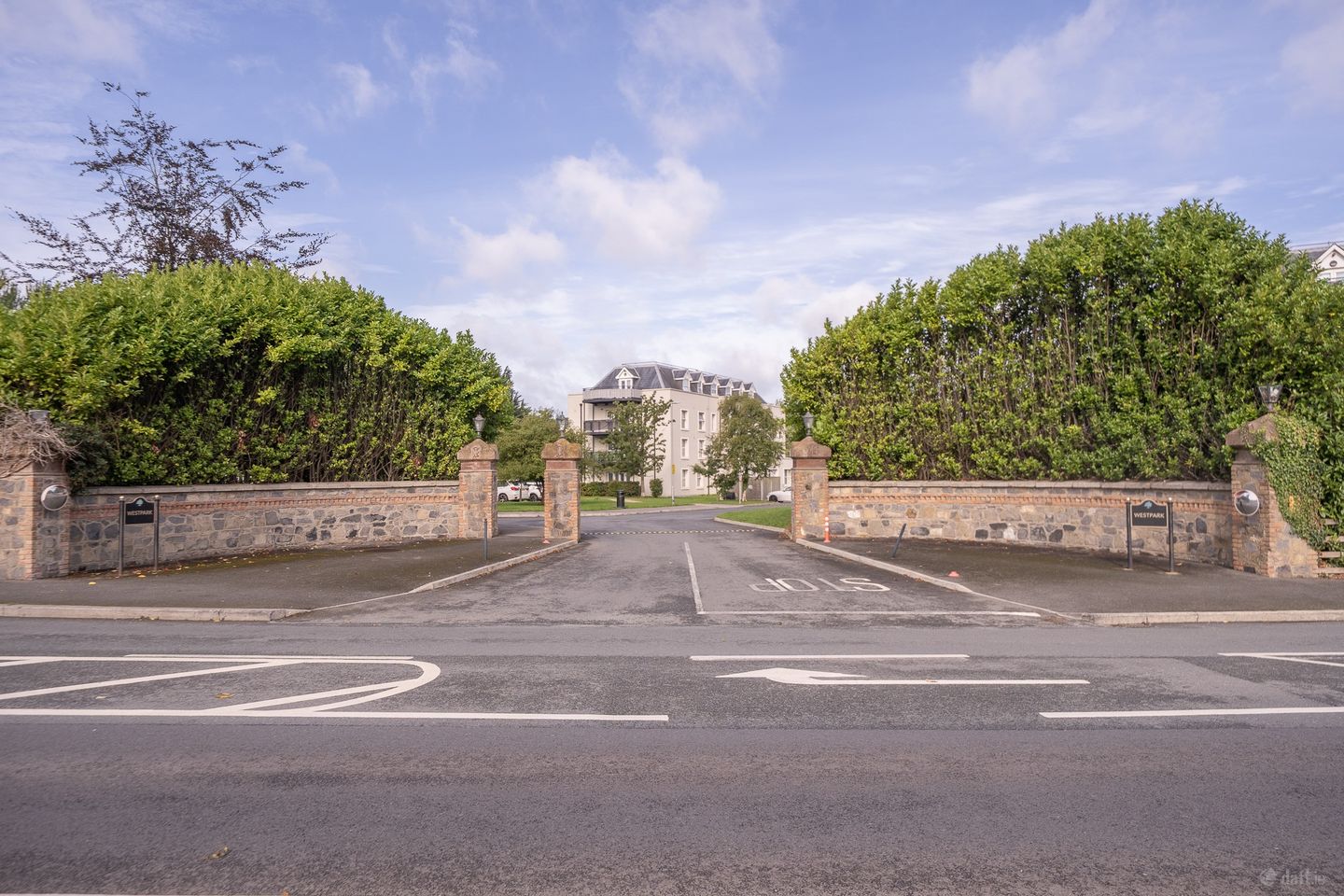 Apartment 7, William Howard Russel Suites, Garters Lane, Saggart, Dublin 24, D24XK31 — photo 1
