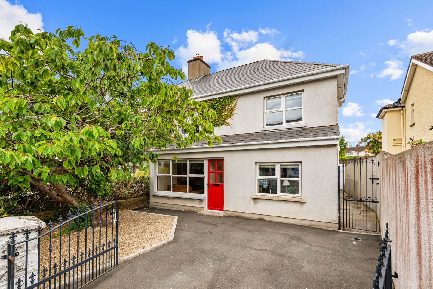 1 Stepaside Villas, Stepaside, D18 R9Y3 — photo 1
