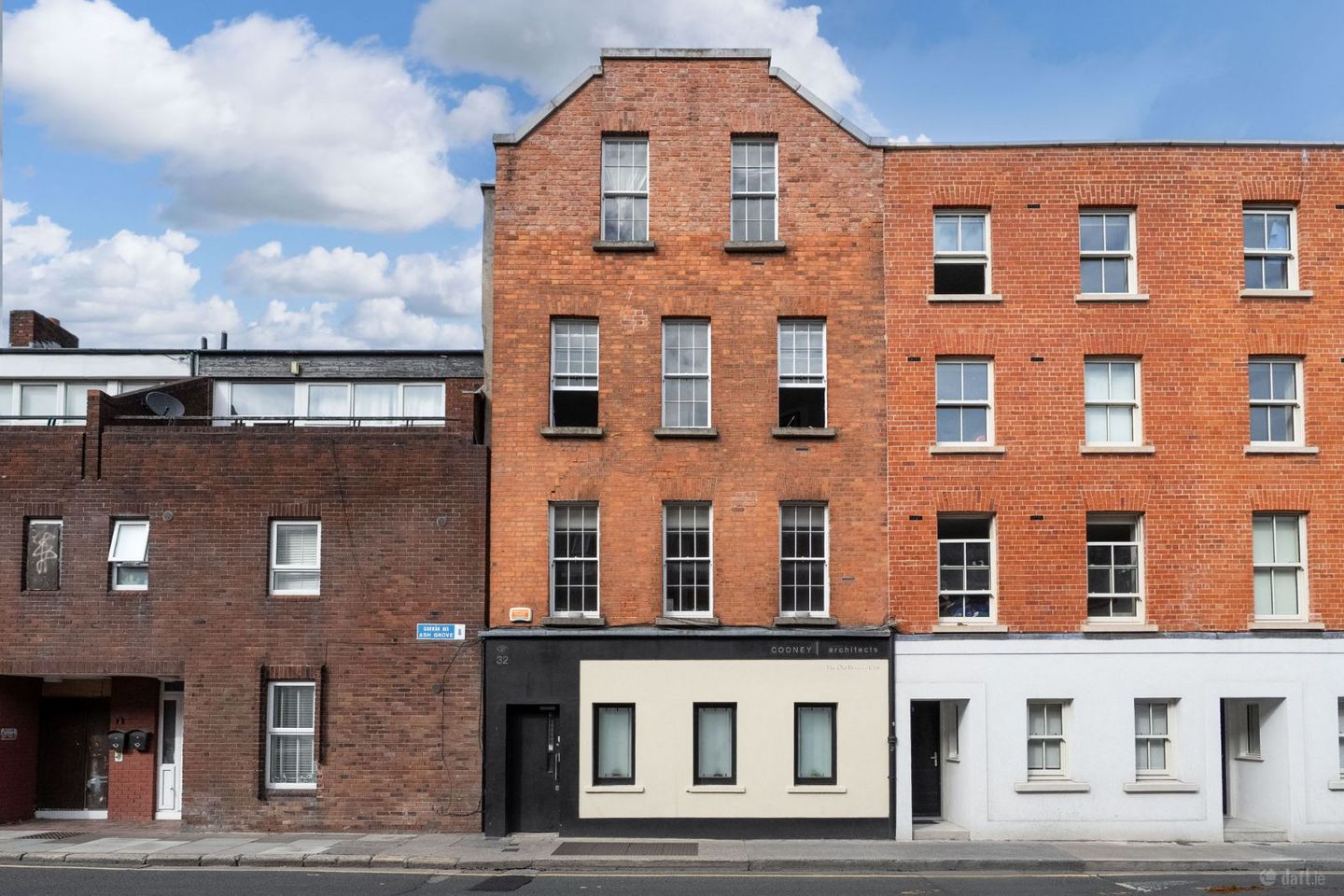Apartment 1, 32 The Coombe, The Coombe, Dublin 8, D08DY9Y — photo 1
