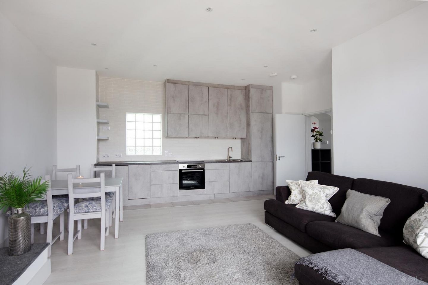 62 Beresford House, Custom House Square, IFSC, Dublin 1, D01F1P0 — photo 1