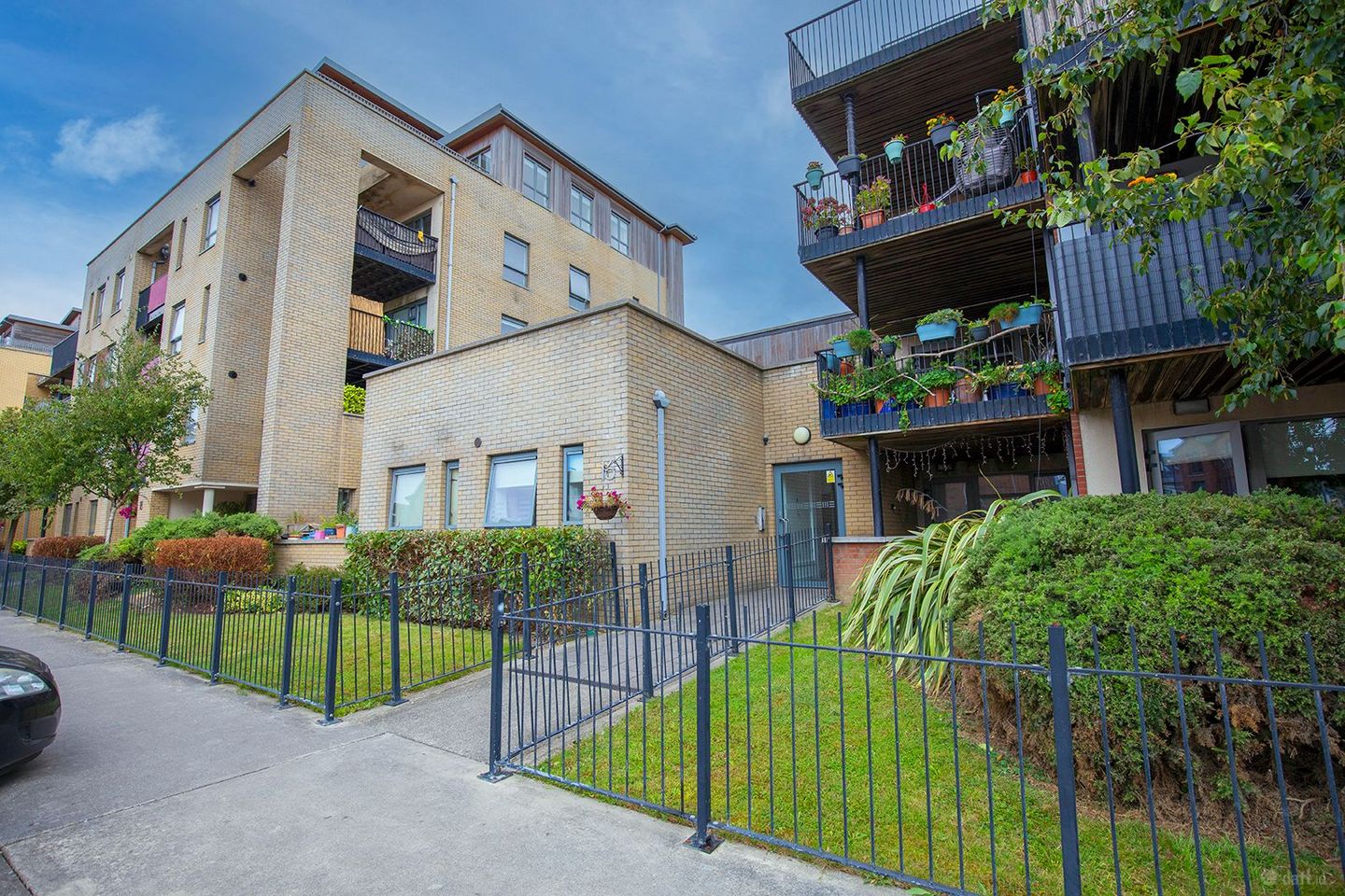 Apartment 3, 16 Marrsfield Avenue, Clongriffin, Dublin 13, D13NW13 — photo 1