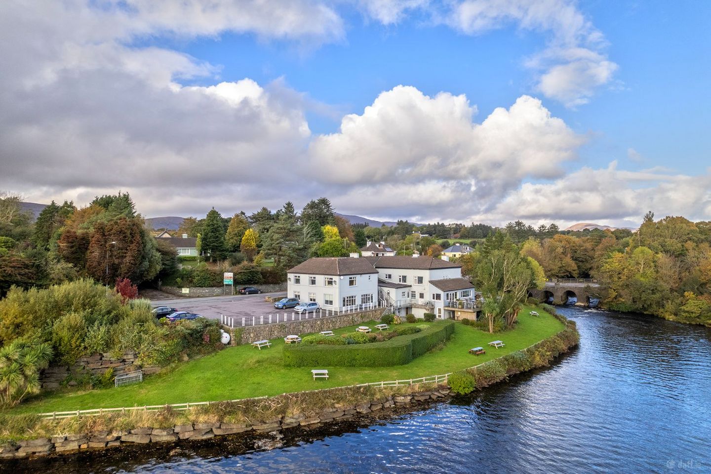 Ouvane Falls Inn, Ballylickey, Co. Cork, P75V624 — photo 1