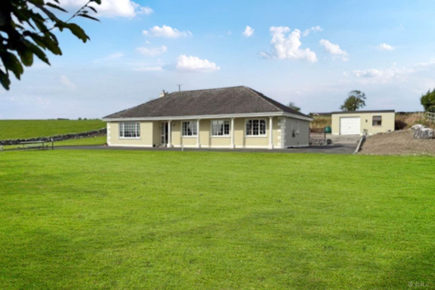 Dromorehill, Peterswell, Gort, Co. Galway, H91VAX5 — photo 1