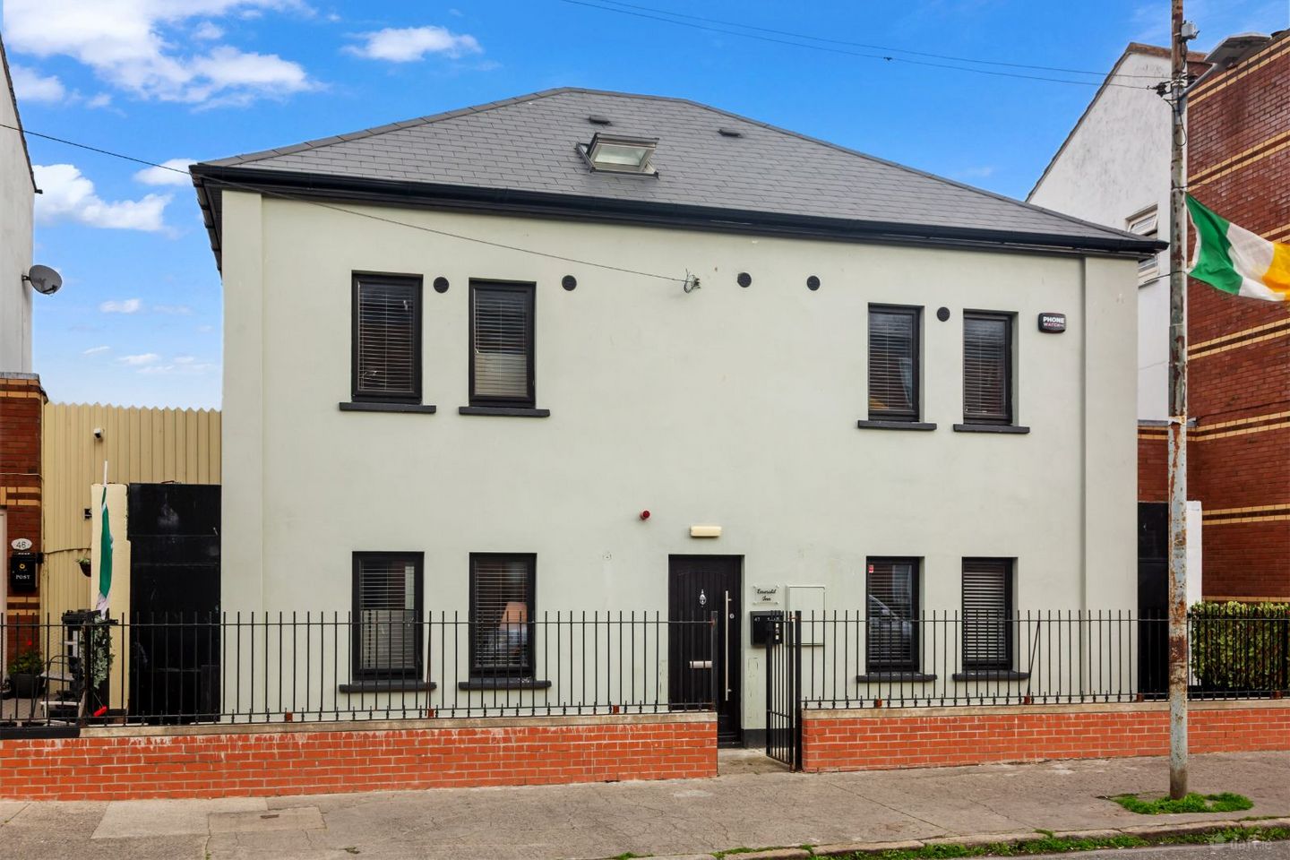 Emerald Inn, 47/48 Sheriff Street Lower, IFSC, Dublin 1, D01TE82 — photo 1