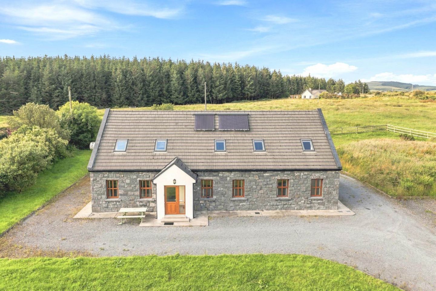 Westview House, Poulnagun, Lisdoonvarna/Doolin, Co. Clare, V95TP99 — photo 1