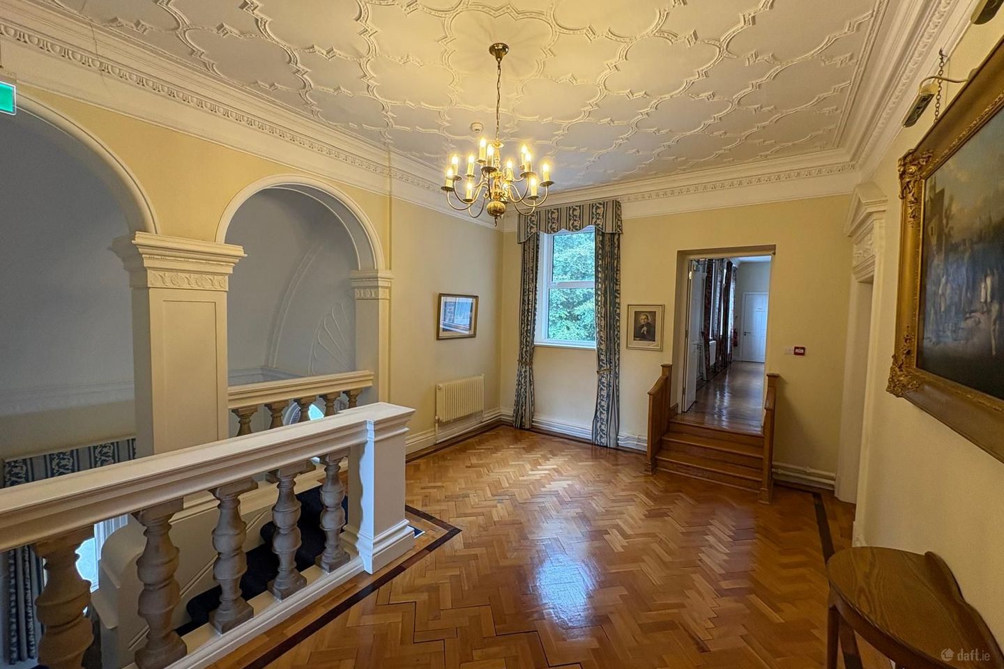 Large Residence off Lansdowne Road, Sandymount, Dublin 4 — photo 1