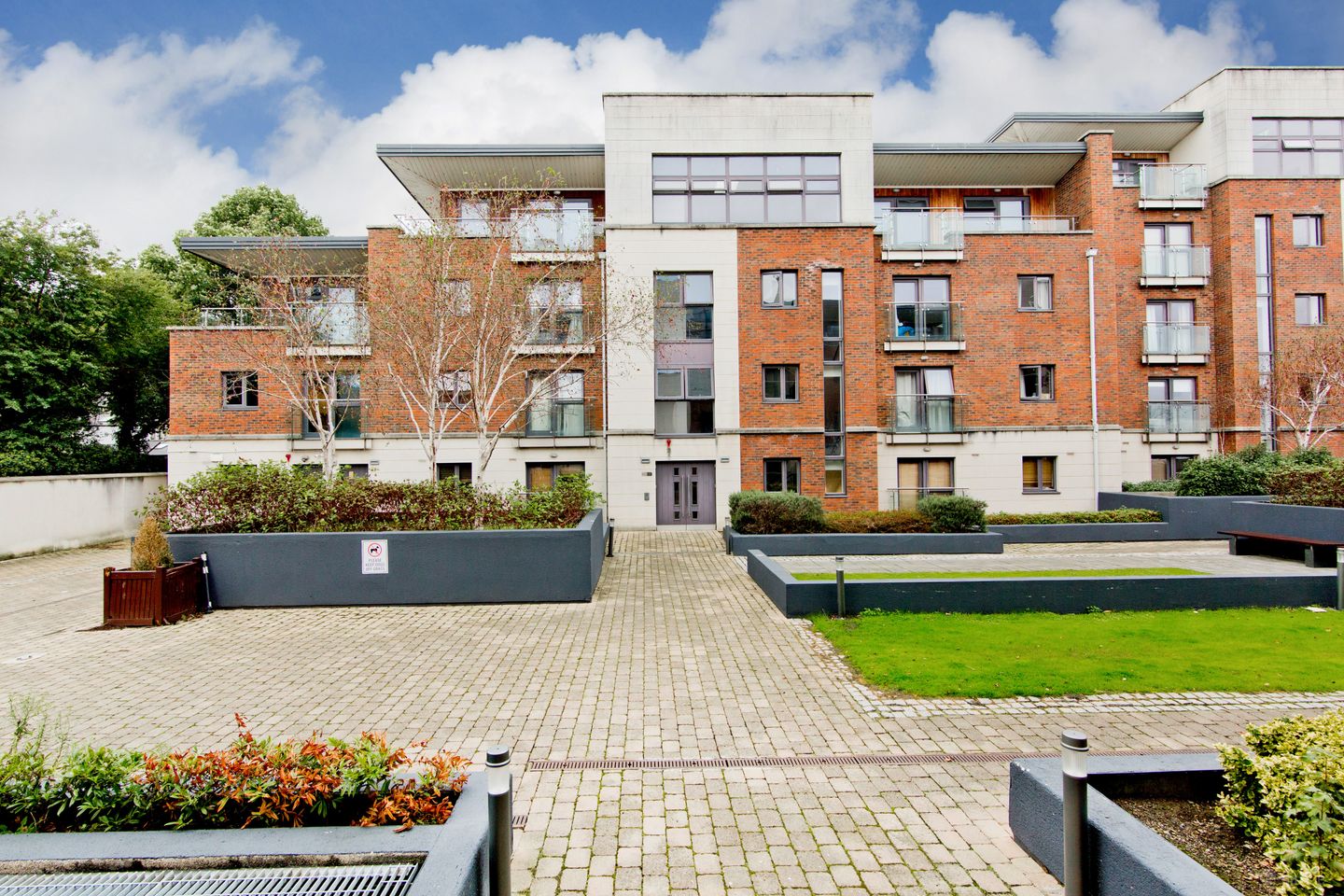 35 Hyde Square, South Circular Road,, Dublin 8, D08 TY00 — photo 1