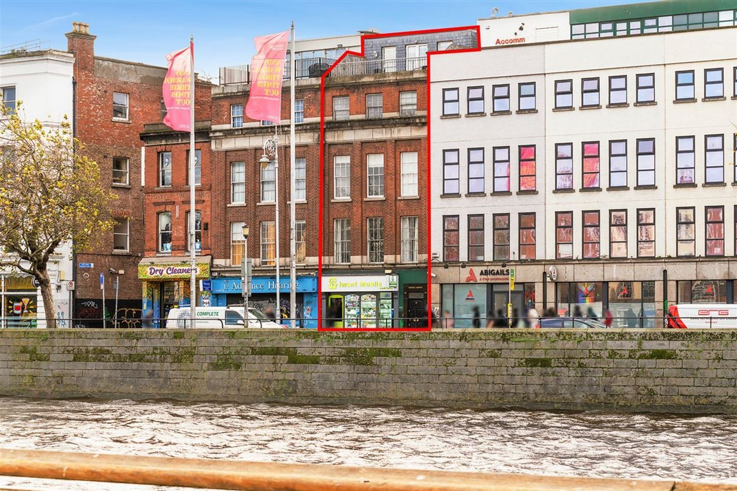 Apartment 6, Aston Abbey, 10 Aston Quay, Temple Bar, Dublin 2, D02A592 — photo 1