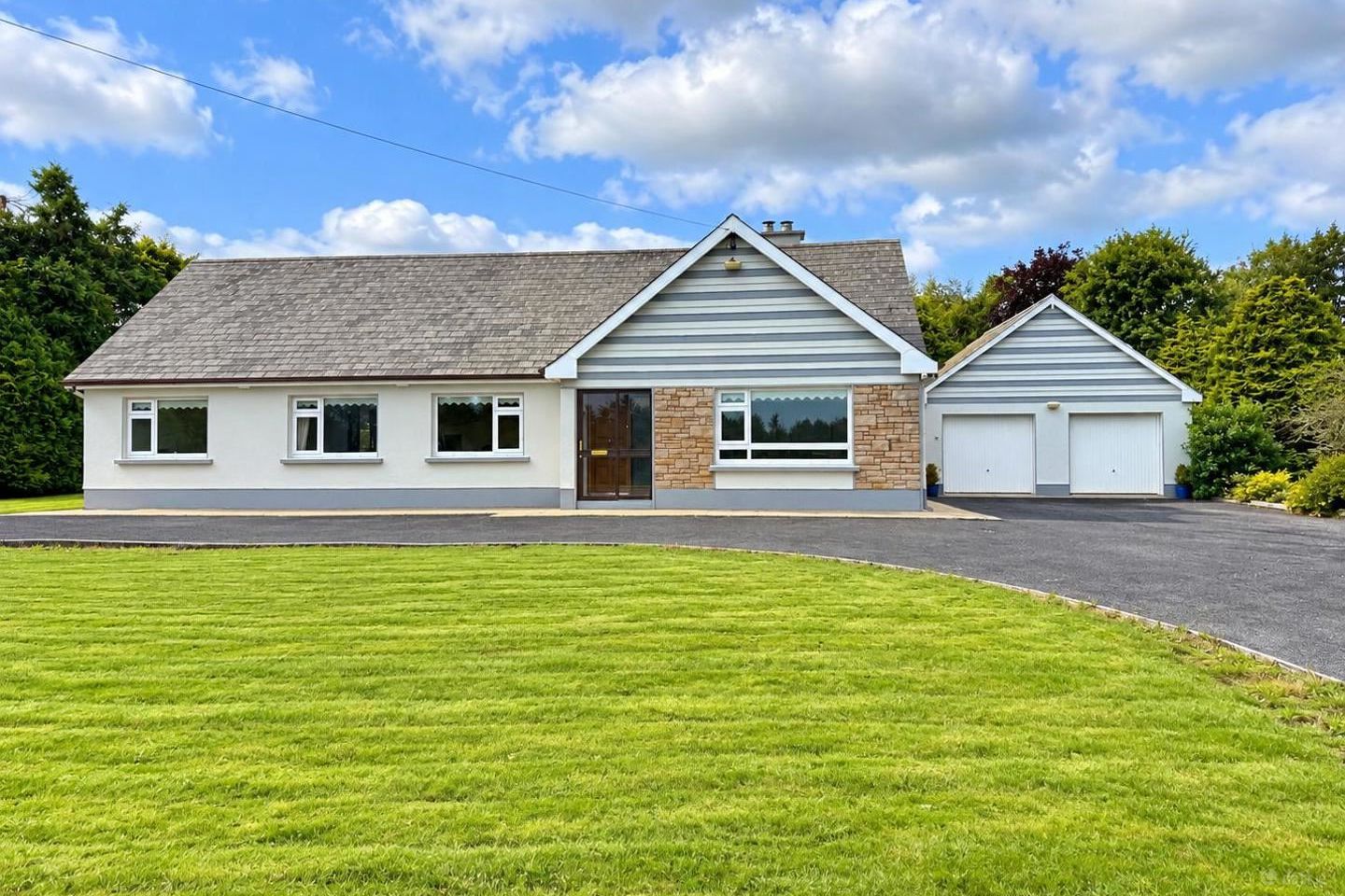 Mountain View, Sonnagh, Charlestown, Co. Mayo, F12FF10 — photo 1