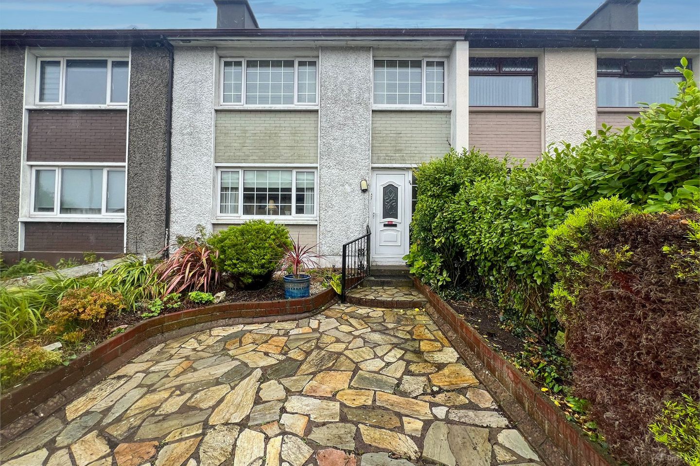 24 Saint James Crescent, Mervue, Galway City, H91THT4 — photo 1