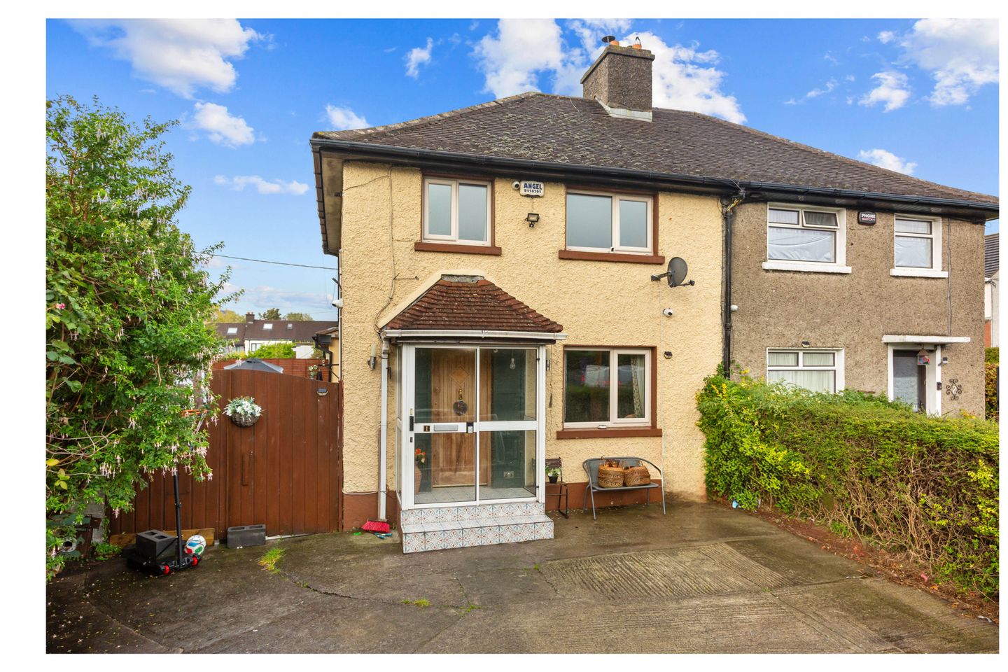1 St Maelruans Park, Tallaght, Dublin 24, D24 E8K6 — photo 1