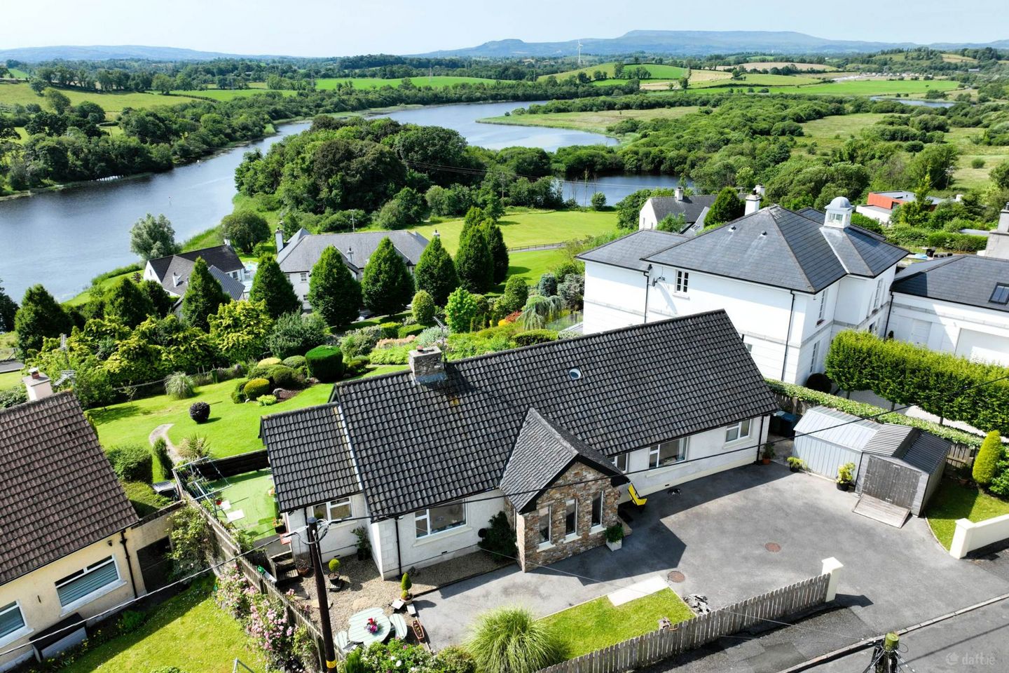 11 Crest Road, Enniskillen, Co. Fermanagh — photo 1