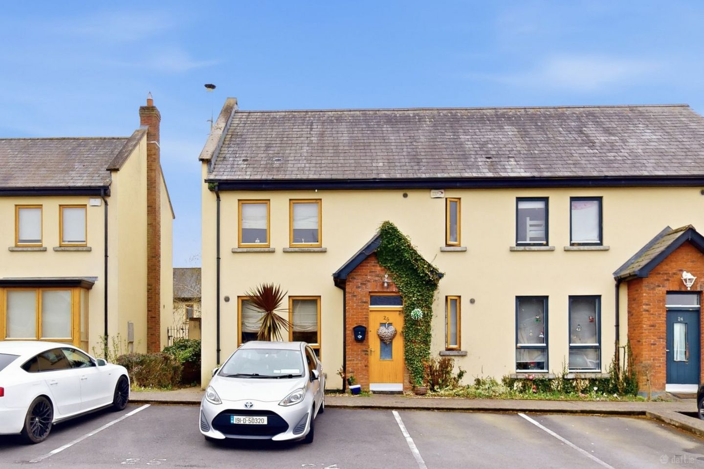 25 Redwood, Hollystown, Dublin 15, D15P9F2 — photo 1