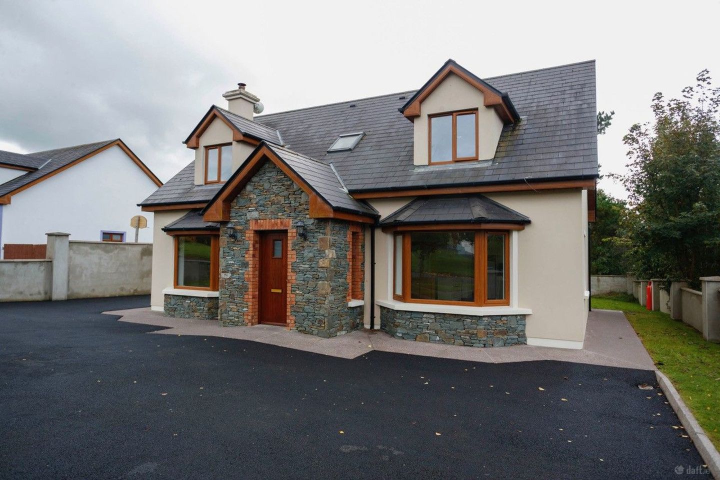 2 Ballyoughtragh Heights, Milltown, Co. Kerry, V93ET28 — photo 1