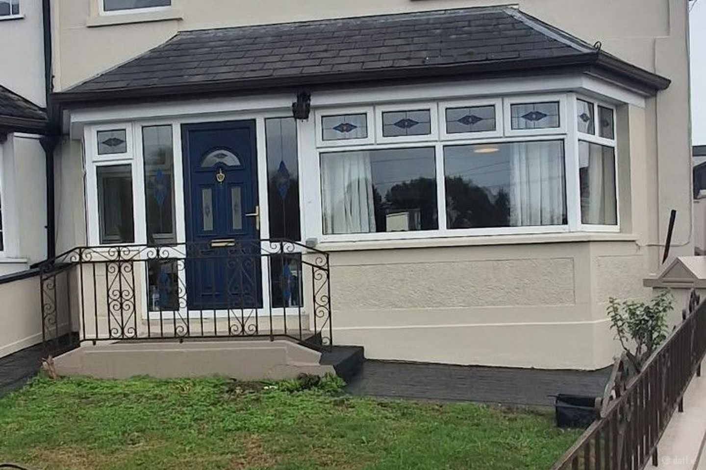 13 Fairview, Graiguenamanagh, Harristown, Co. Kilkenny — photo 1