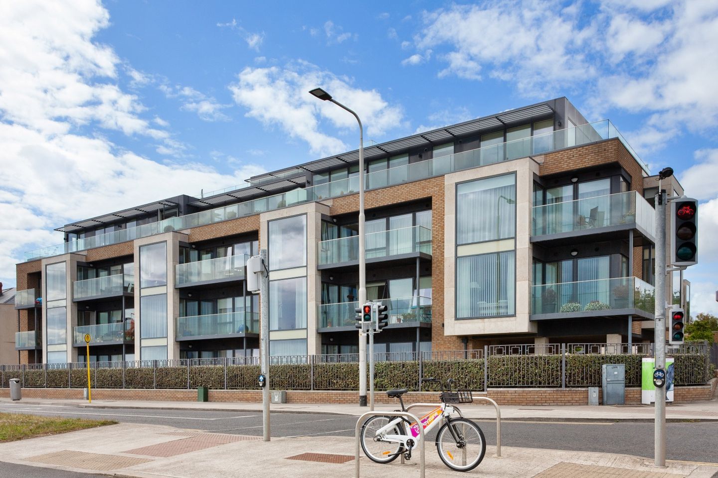 Apartment 16, Seascape, Clontarf Road, Dollymount, Dublin 3 — photo 1