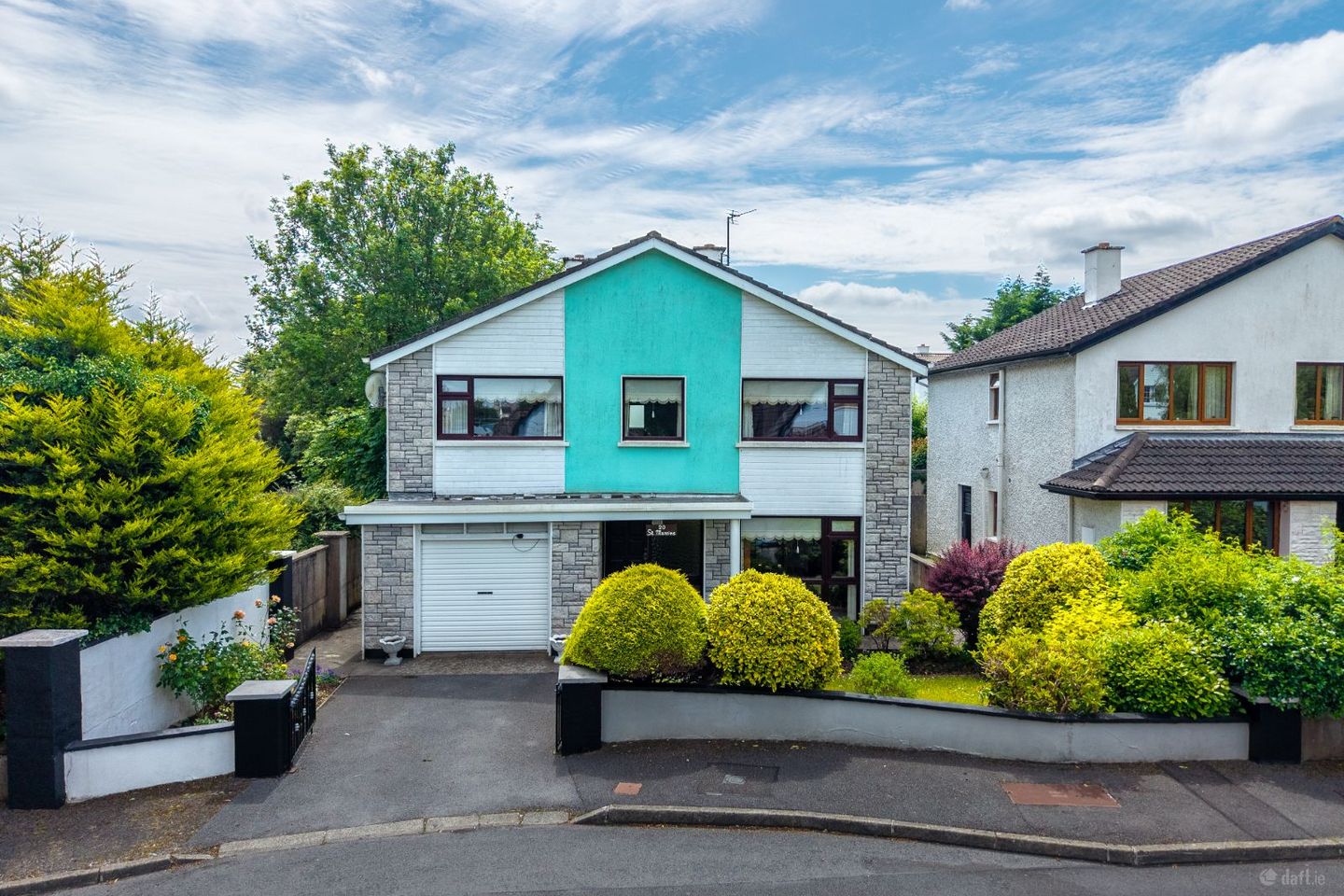 Saint Martins, 20 Rathbawn Drive, Castlebar, Co. Mayo, F23D459 — photo 1