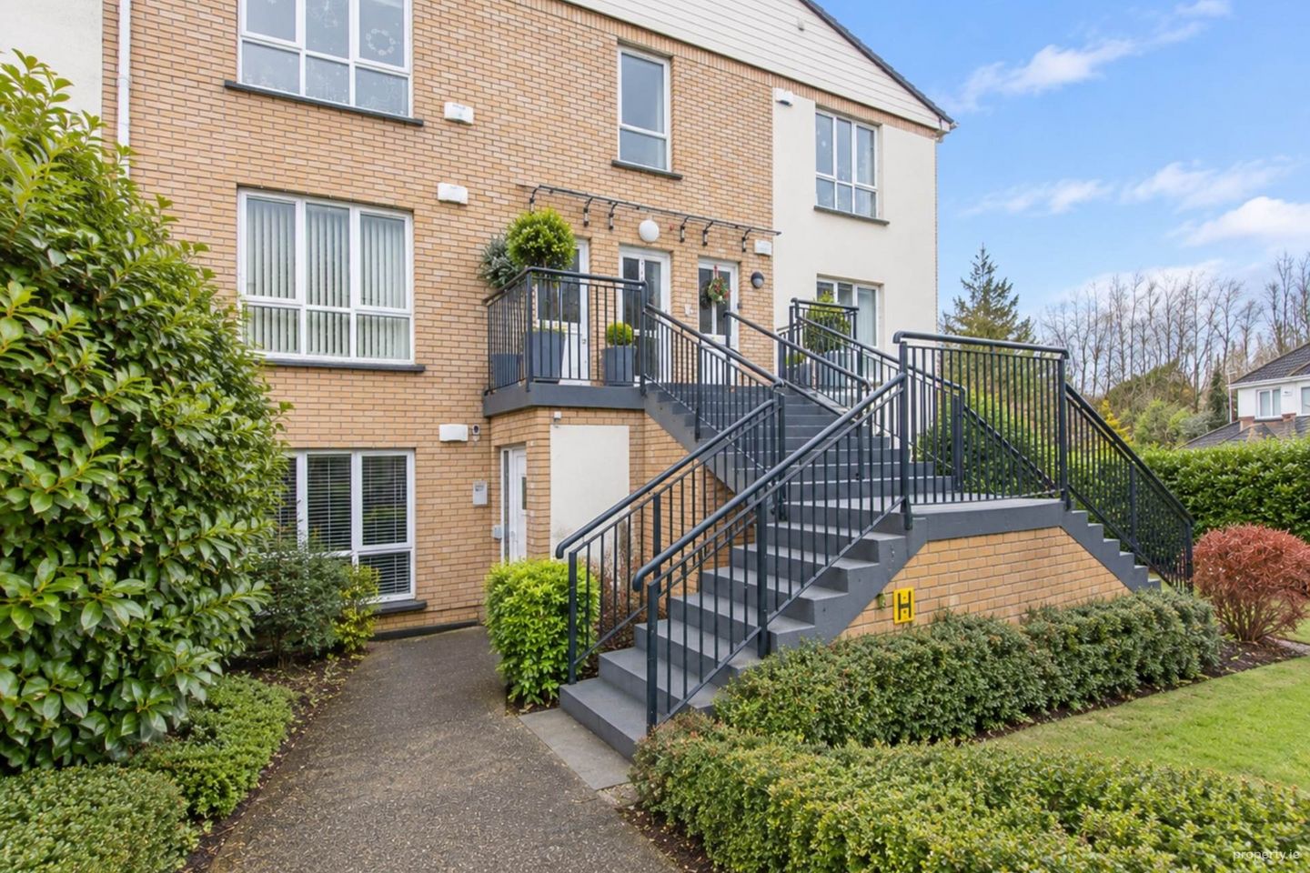 89 Beechdale Court, Ballycullen, Dublin 24, Co. Dublin, D24P903 — photo 1