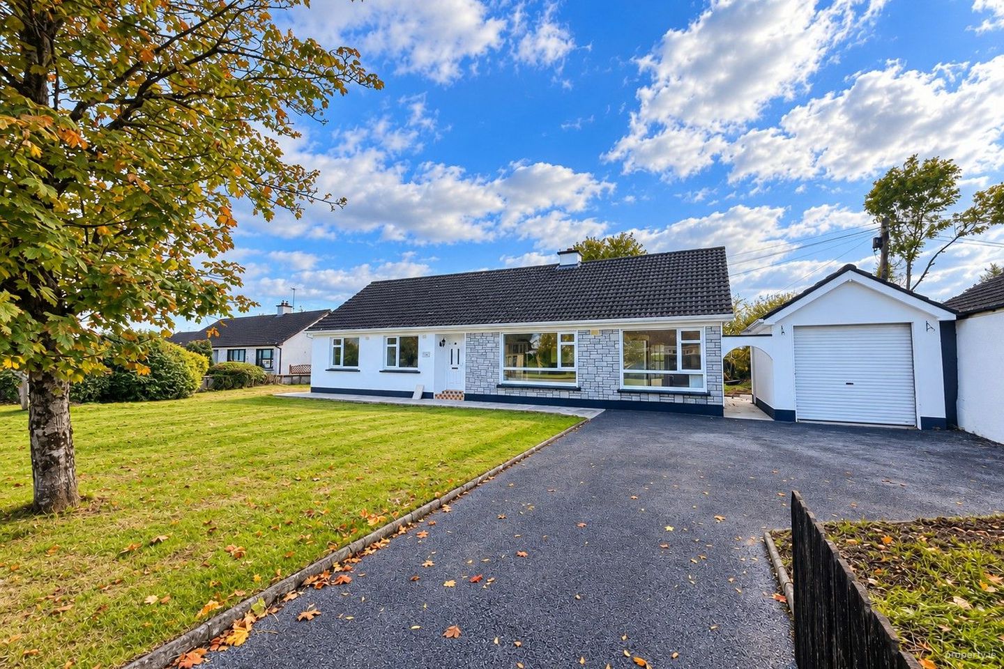 Spanbrook House, 7 Oakmill Drive, Derrymullan, Ballinasloe, Co. Galway, H53E7D3 — photo 1