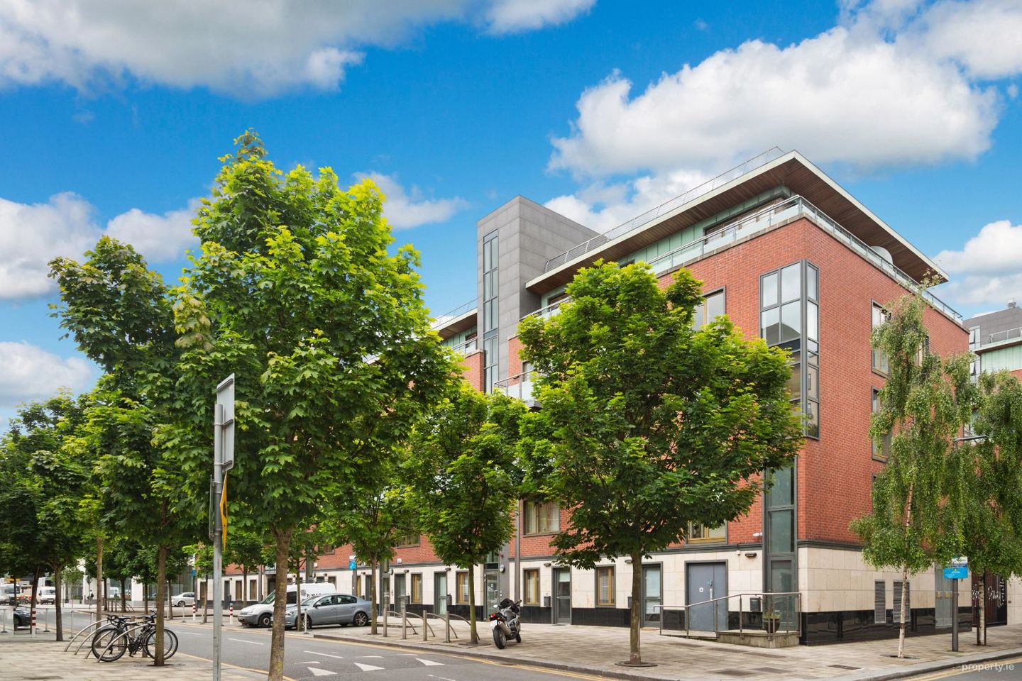 Longboat Quay South Apartments, Hanover Quay, Dublin 2 — photo 1