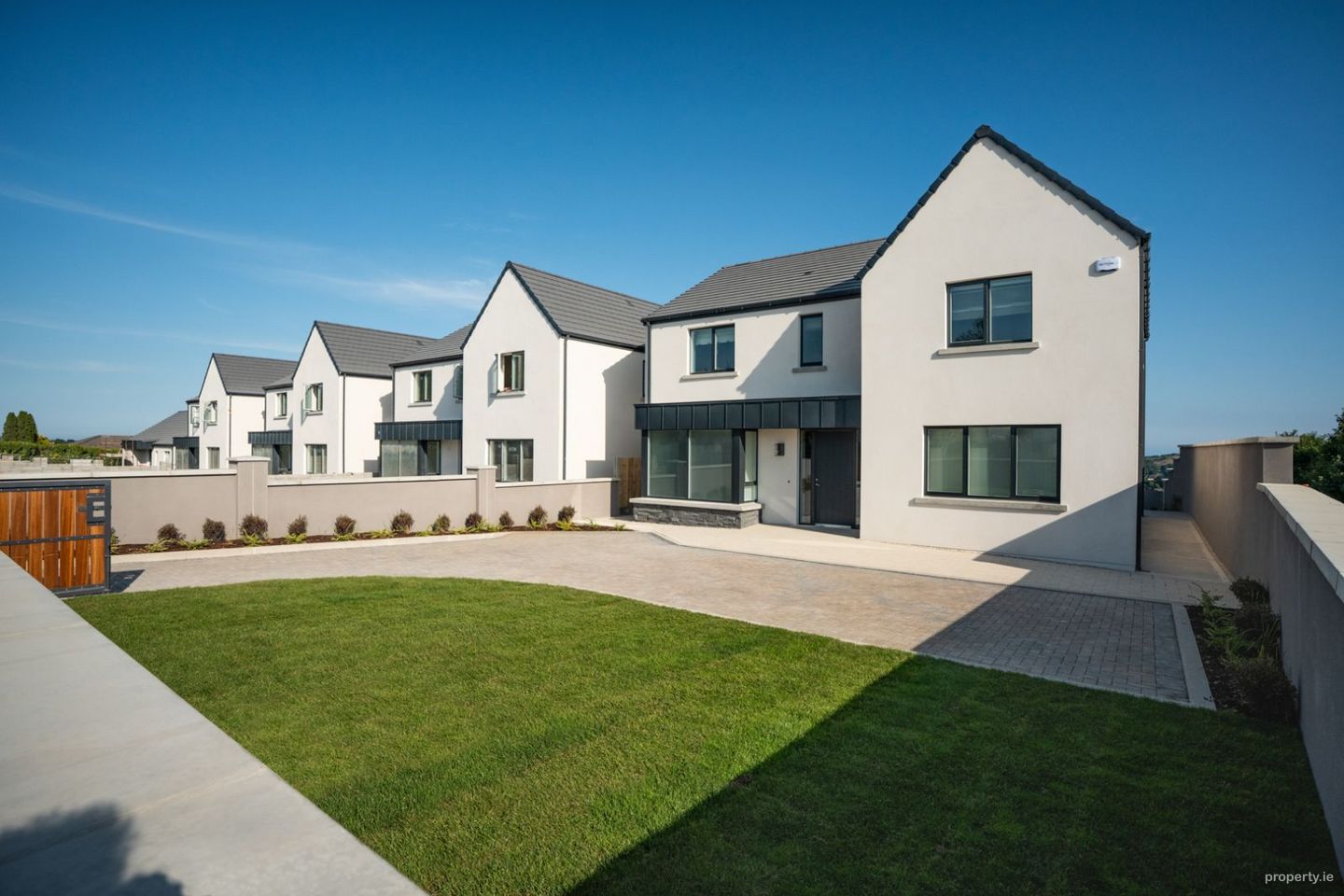 Estuary Ridge, Kinsale, Co. Cork — photo 1