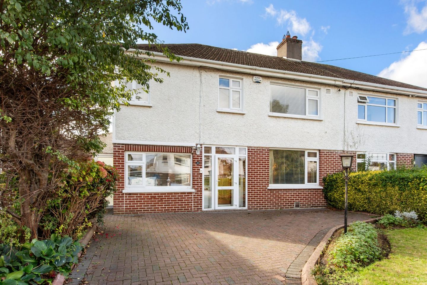 25 Fernhill Park, Manor Estate, Terenure, Dublin 12, D12 XD34 — photo 1