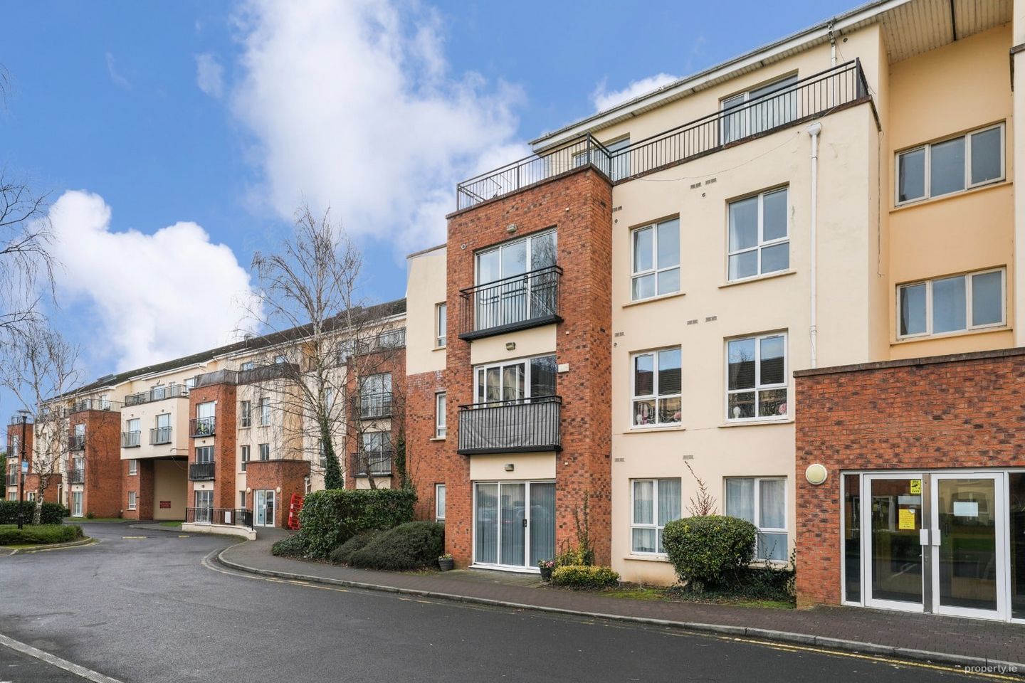 34 Thornfield Square, Clondalkin, Dublin 22 — photo 1