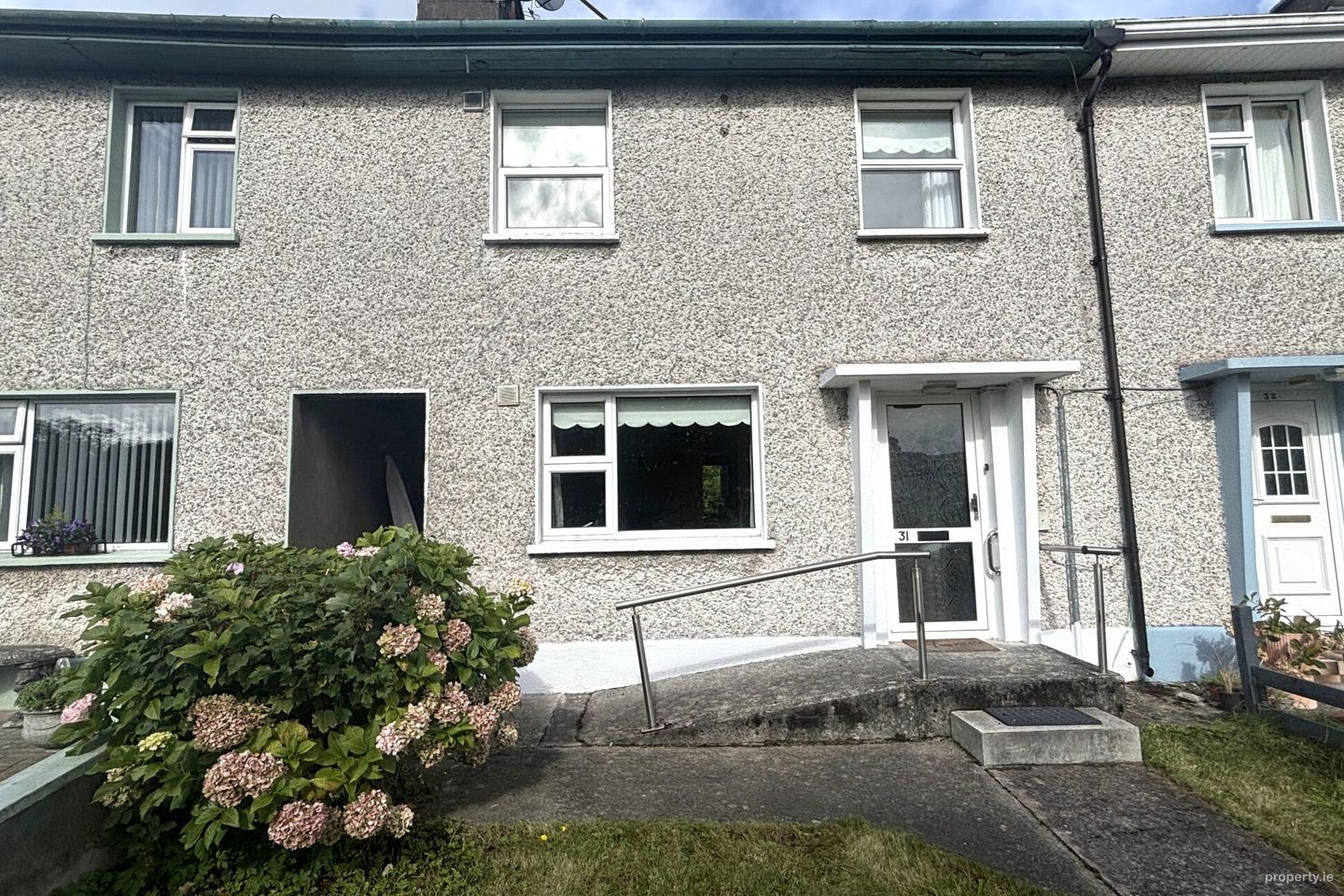 31 Saint Marys Crescent, Westport, Co Mayo, F28 P382 — photo 1