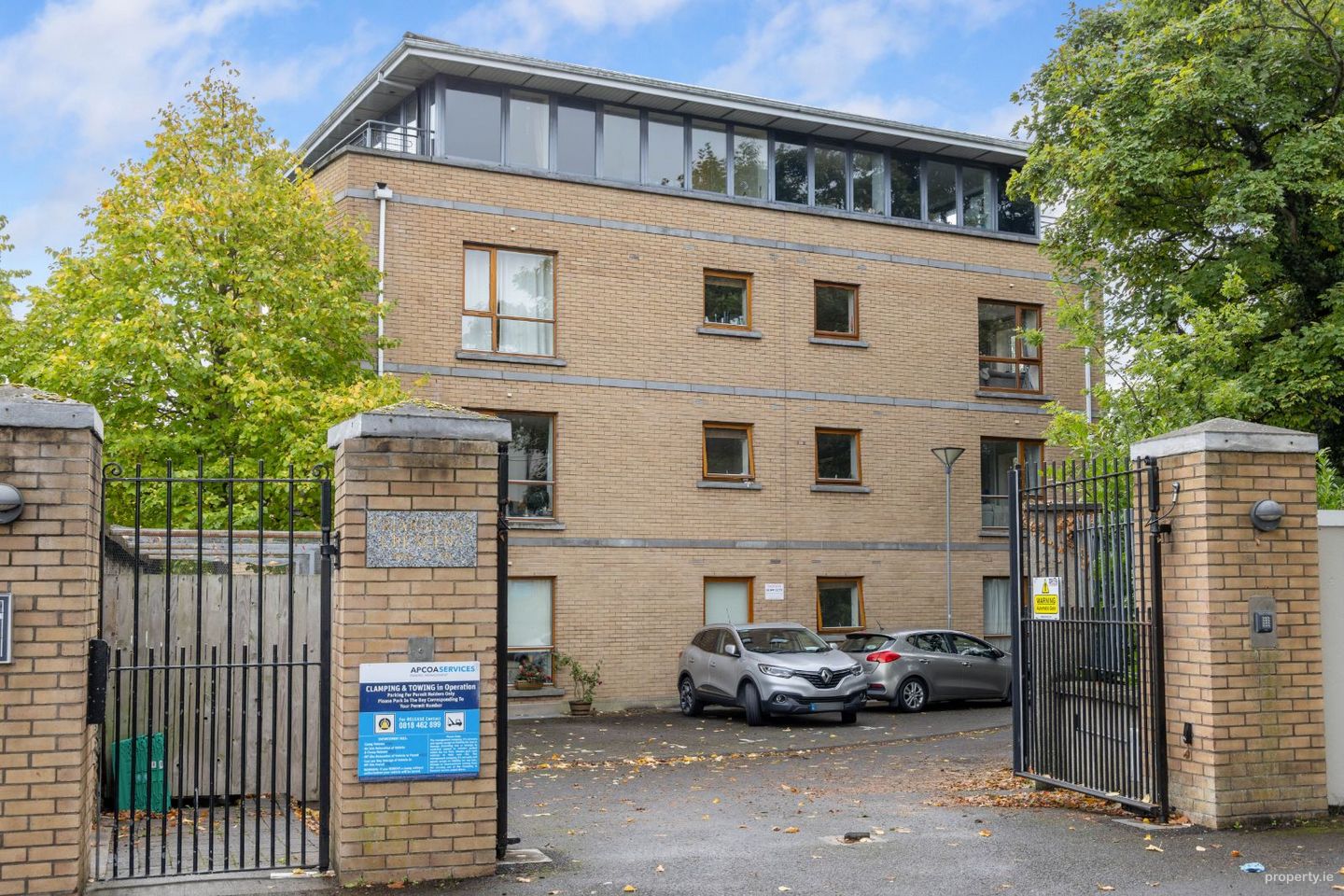 Apartment 12, Friarsland Crescent, Clonskeagh, Dublin 14, D14VY73 — photo 1