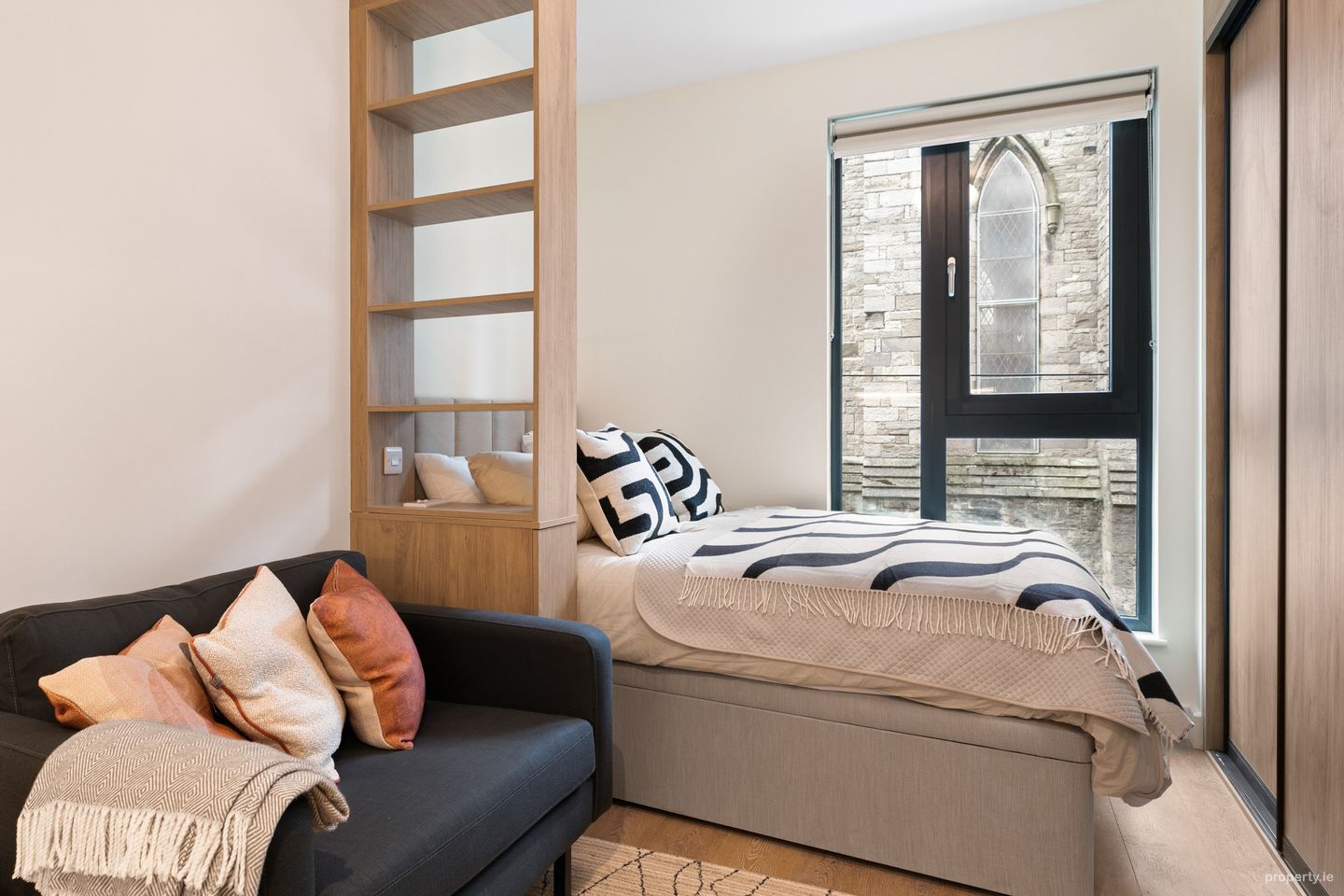 Roomy Studio