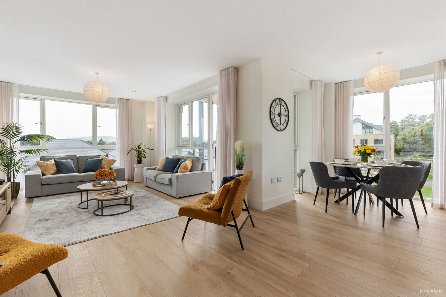 Apt 11, Papworth Hall, Brennanstown Wood, Dublin 18, D18 Y3KD — photo 1