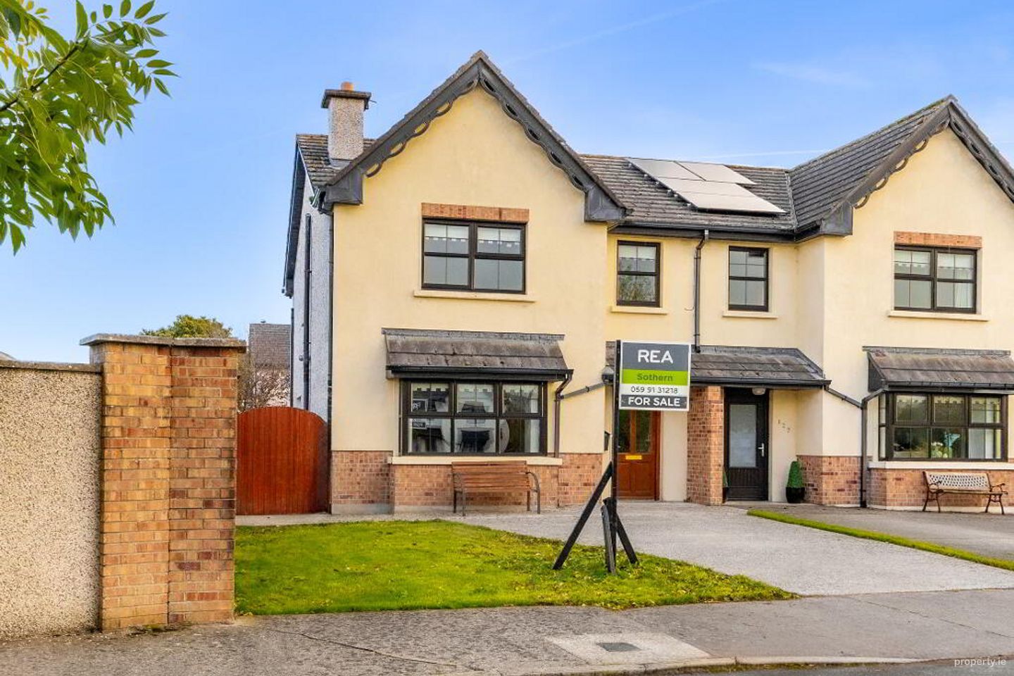 128 Crossneen Manor, Graiguecullen, Leighlin Road, Carlow Town, Co. Carlow, R93A9C5 — photo 1
