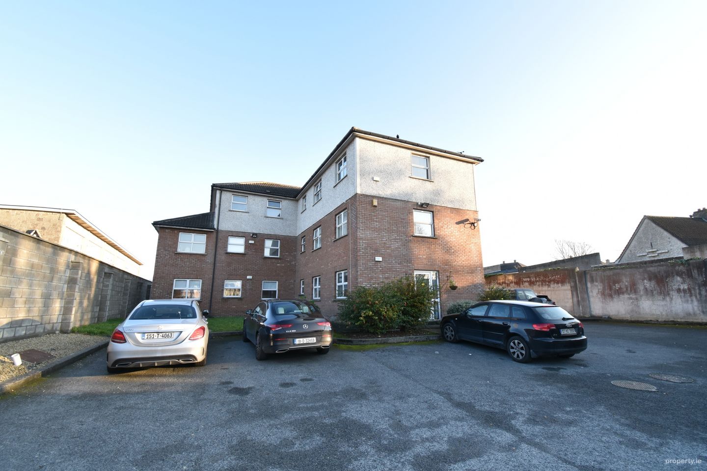 Apartment, Convent Court, Clondalkin, Dublin 22 — photo 1