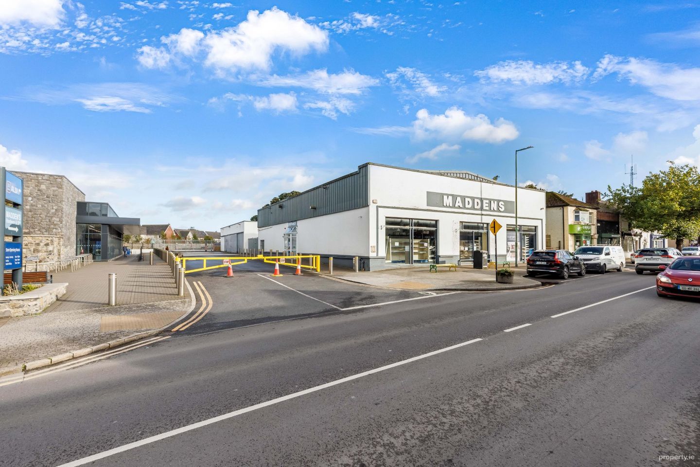 Landmark Commerical Premises, (Formerly Madden's Arro), Main Street, Dunshaughlin, Co. Meath, A85 W732 — photo 1