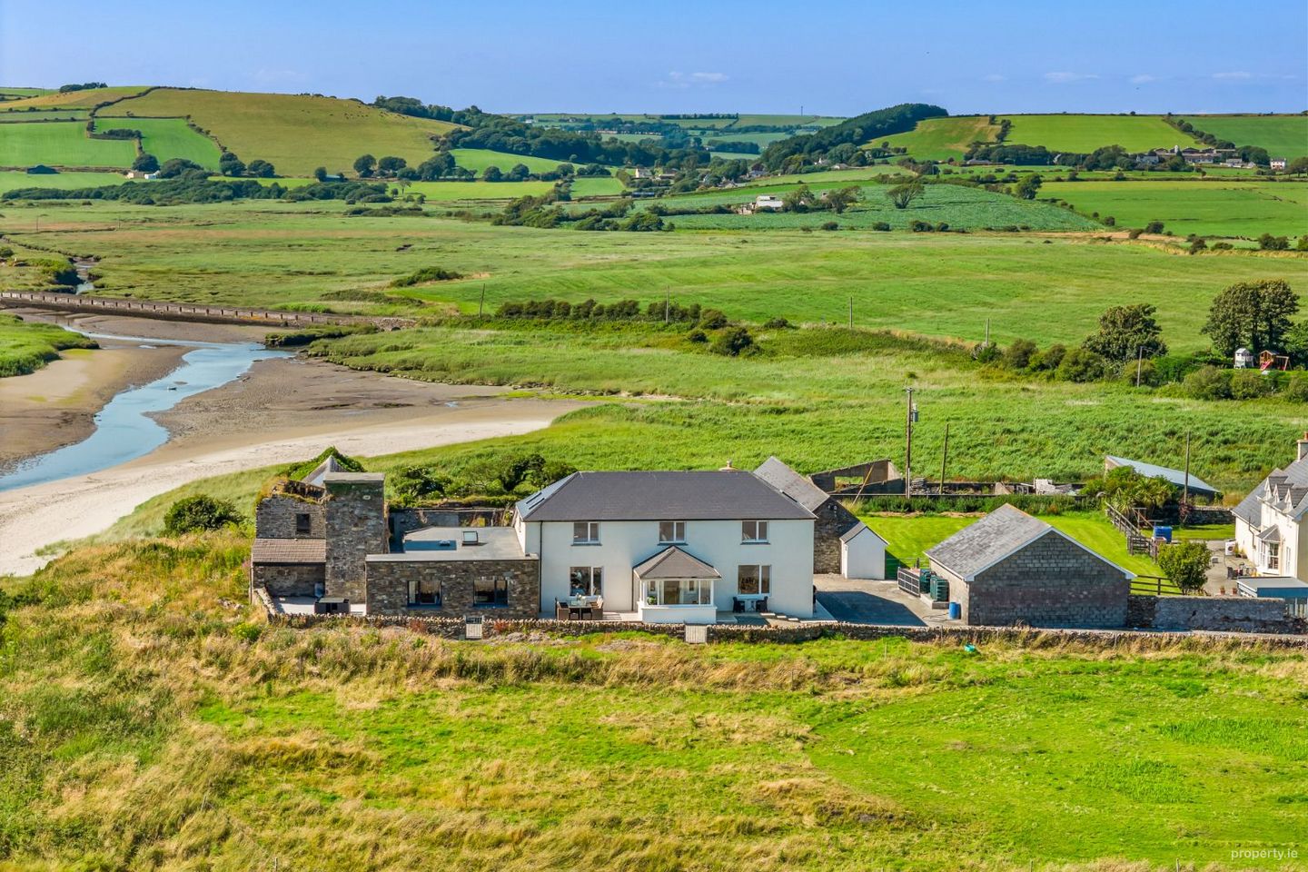 Rock Cottage, Lissycrimeen, Butlerstown, Dunworly, Co. Cork — photo 1