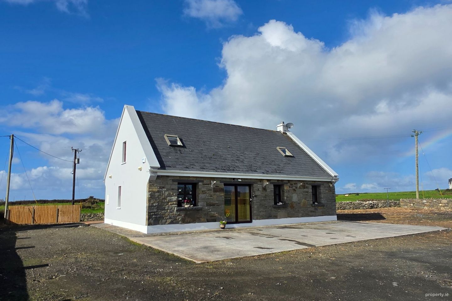 Curlew Cottage, Leagard South, Miltown Malbay, Spanish Point, Co. Clare, V95K704 — photo 1