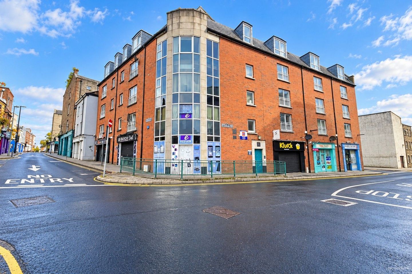 Apartment 201, Market Court Apartments , Limerick City Centre, Co. Limerick, V94AY95 — photo 1