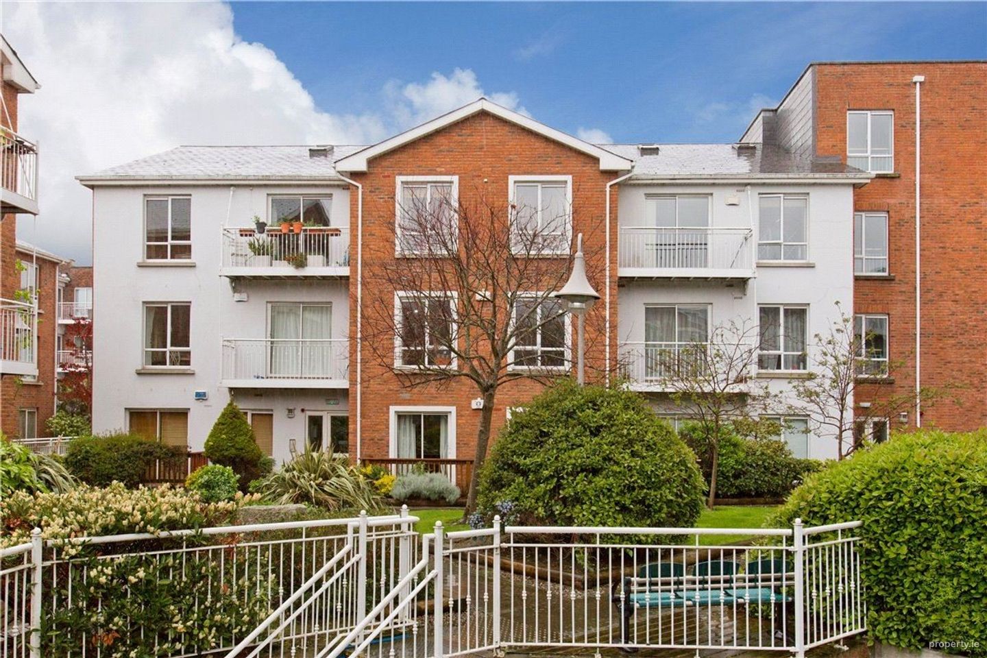 46 St James Wood, South Circular Road, Dublin 8 — photo 1